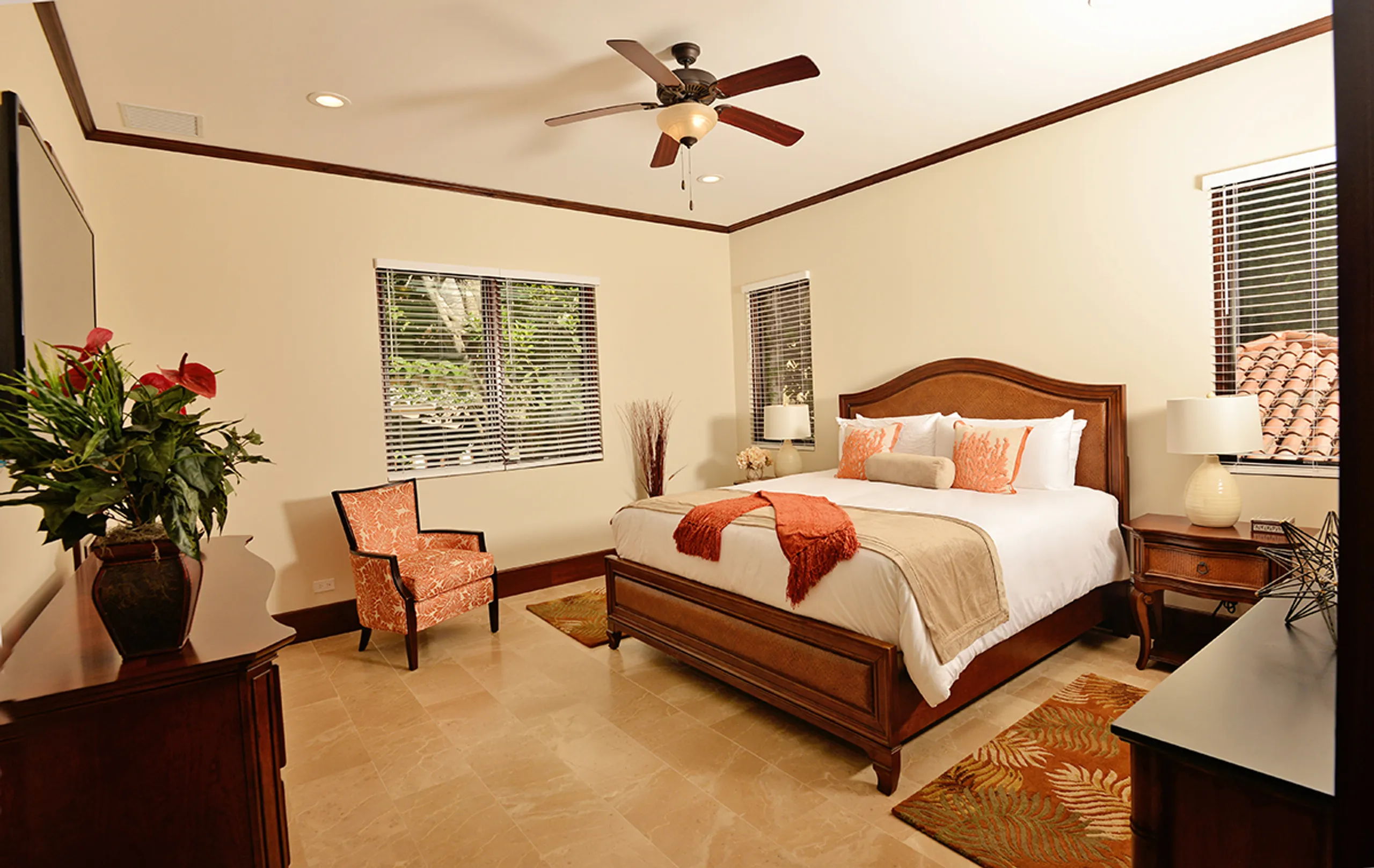 Serene Rainforest Villa with Private Pool and Beach Club Access — photograph 7