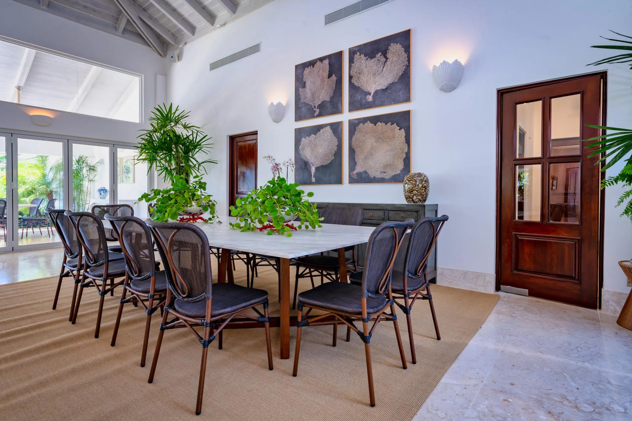 Majestic 7BR Casa De Campo Retreat with Private Pool and Garden — photograph 9