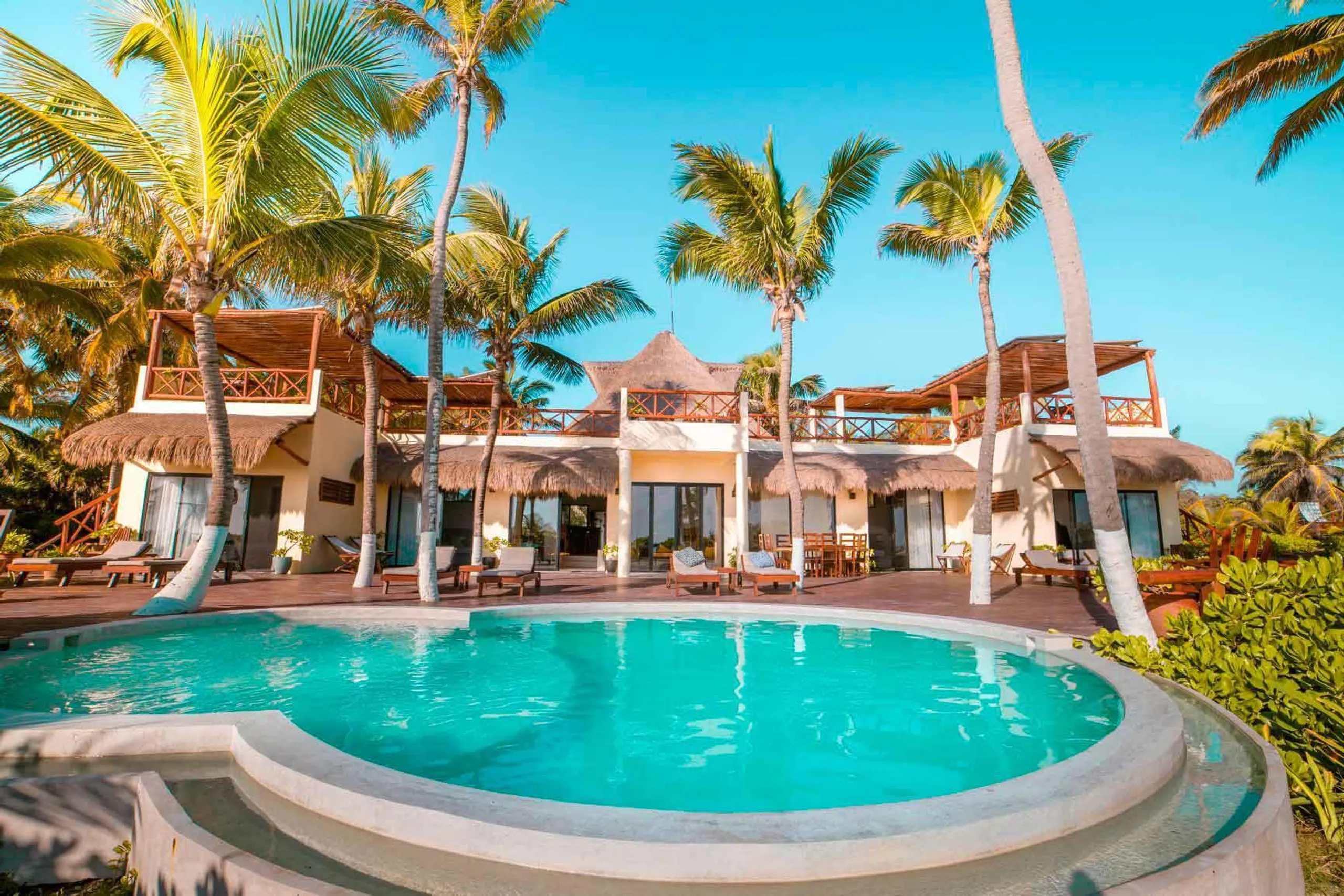 Eco Luxury Beach Retreat with Private Pool and Incredible Ocean Views — photograph 6