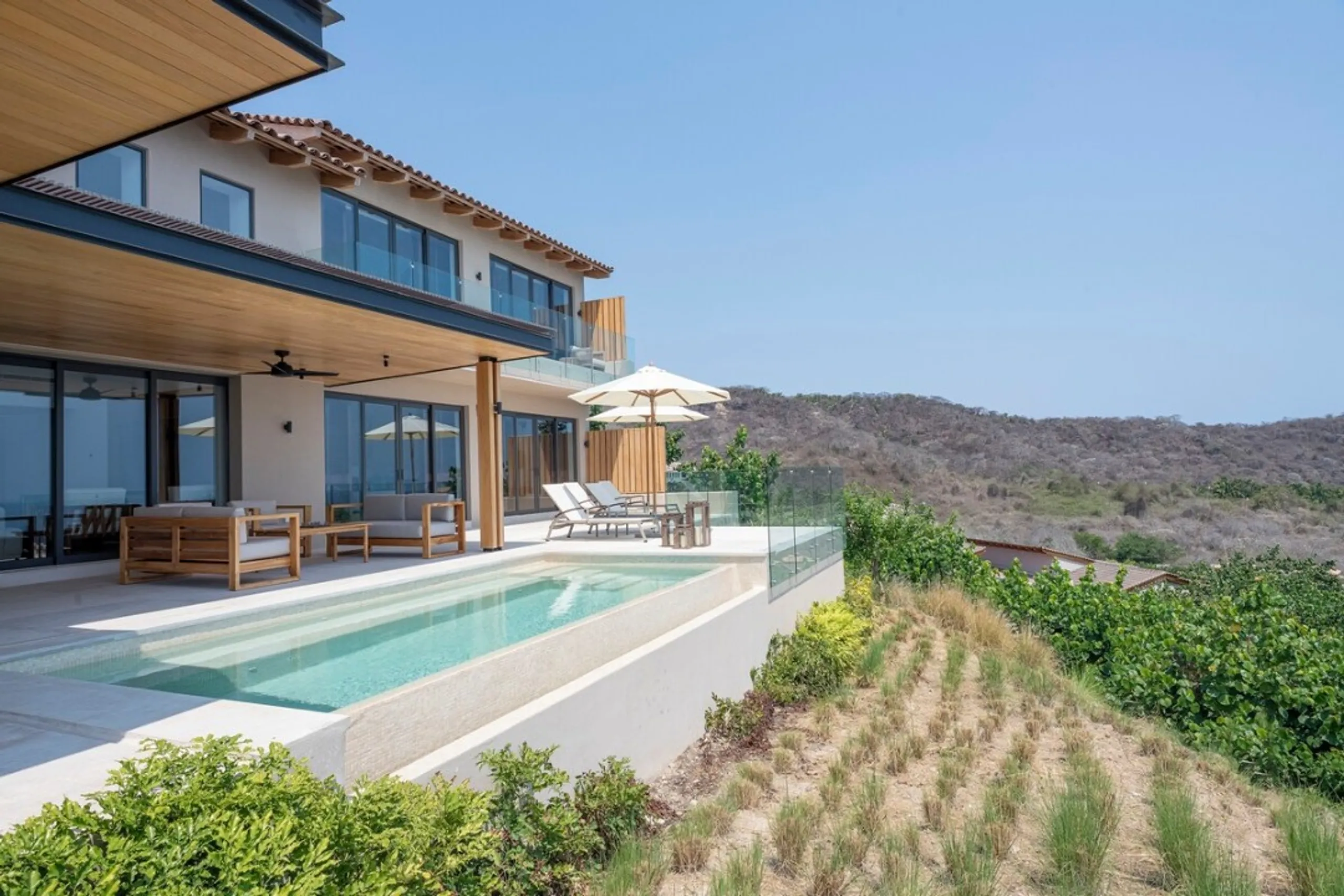 Awe-Inspiring Hillside Villa in Punta Mita with Infinity Pool & Panoramic Bay Views, Punta Mita