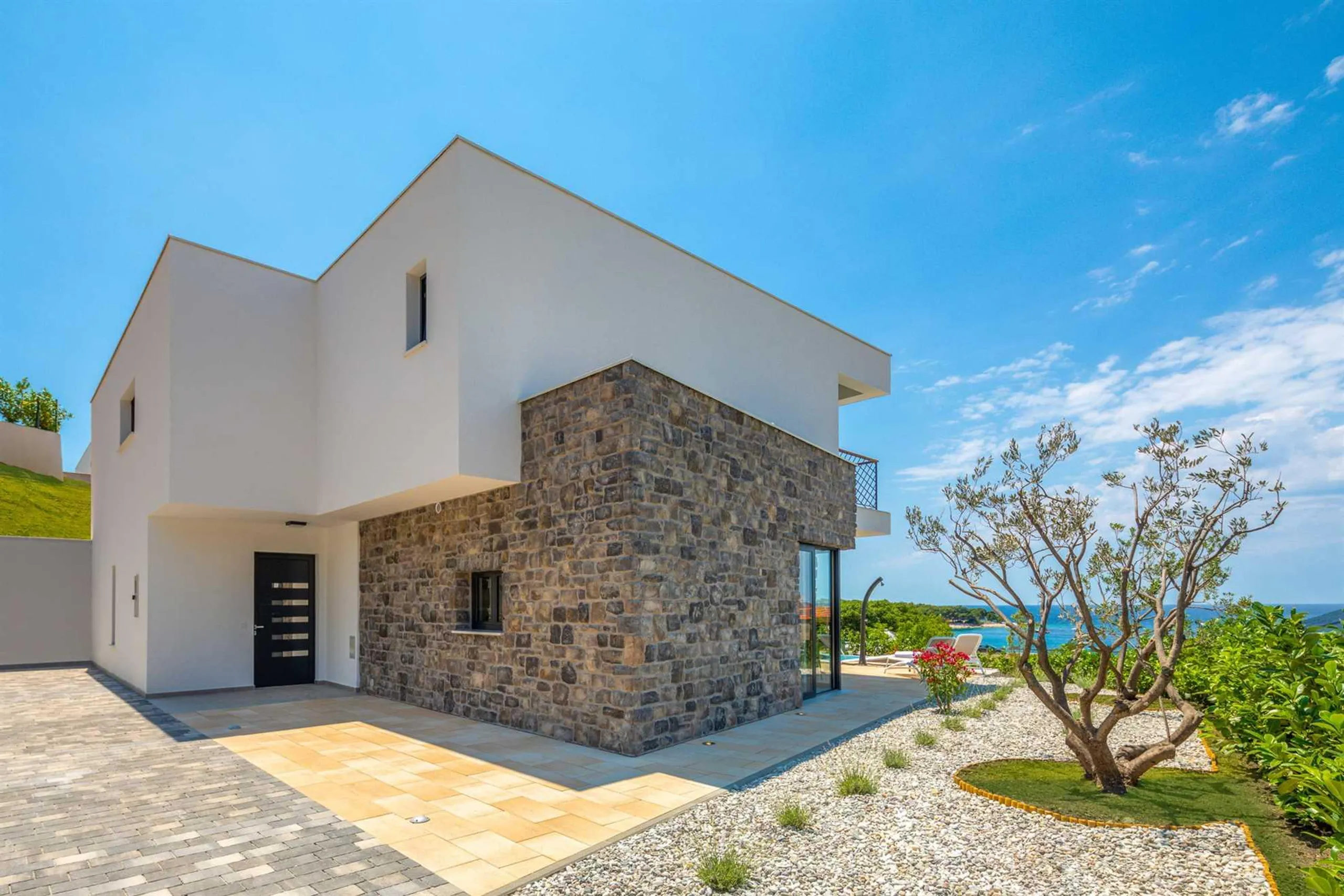 Elegant Modern Villa in Primosten with Private Infinity Pool and Sea Views — photograph 6