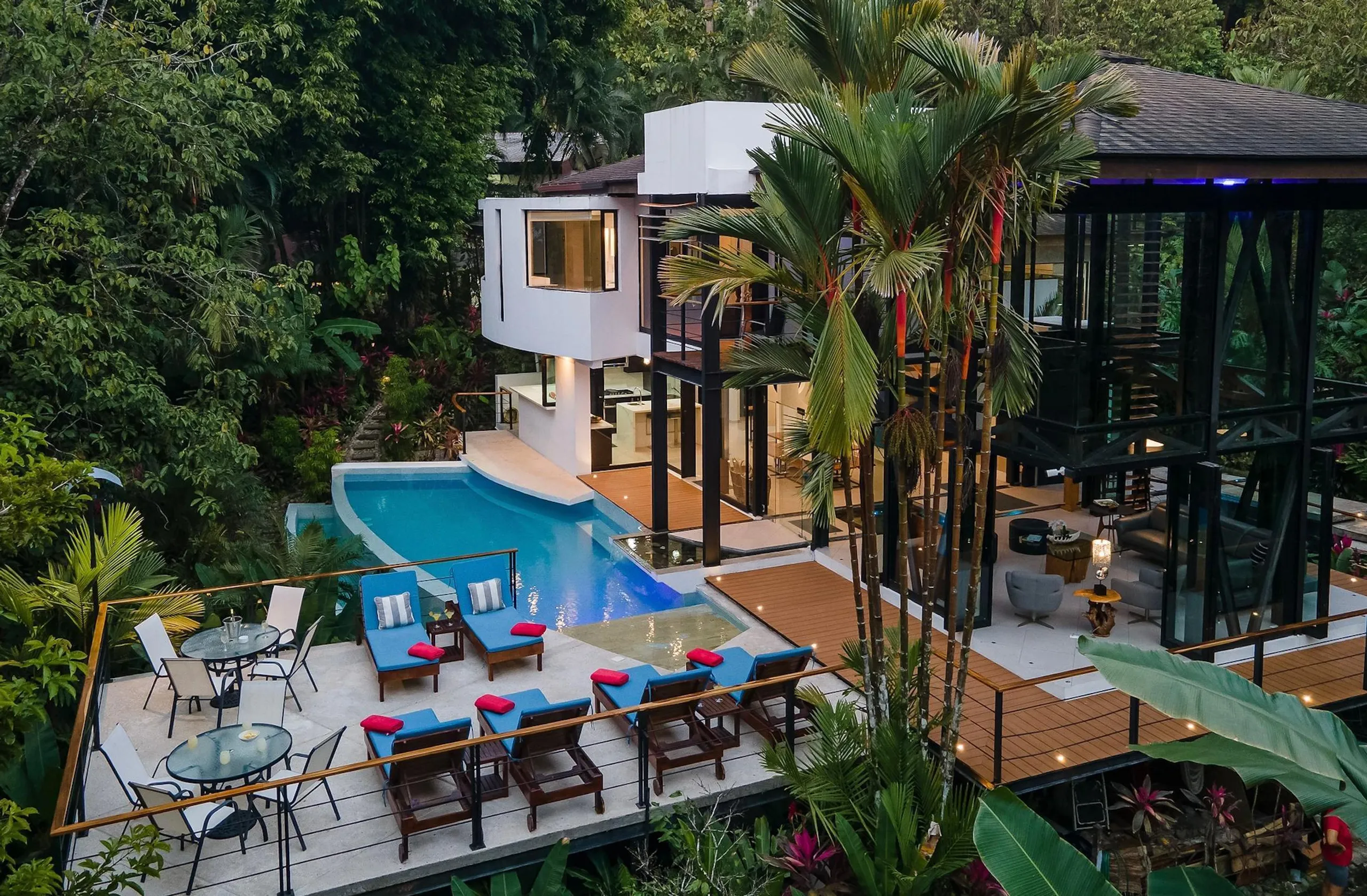 Tropical Modern Luxury Villa in with Private Pool and Jungle Views, Manuel Antonio
