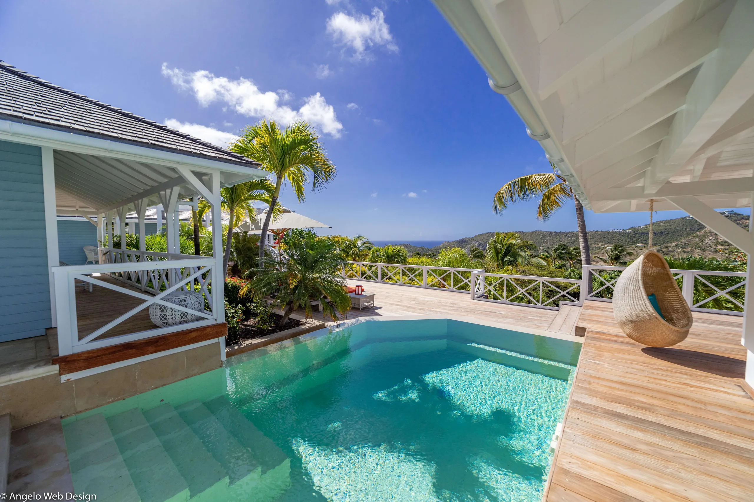 Tropical Hillside Villa with Private Pool and Incredible Views — photograph 8