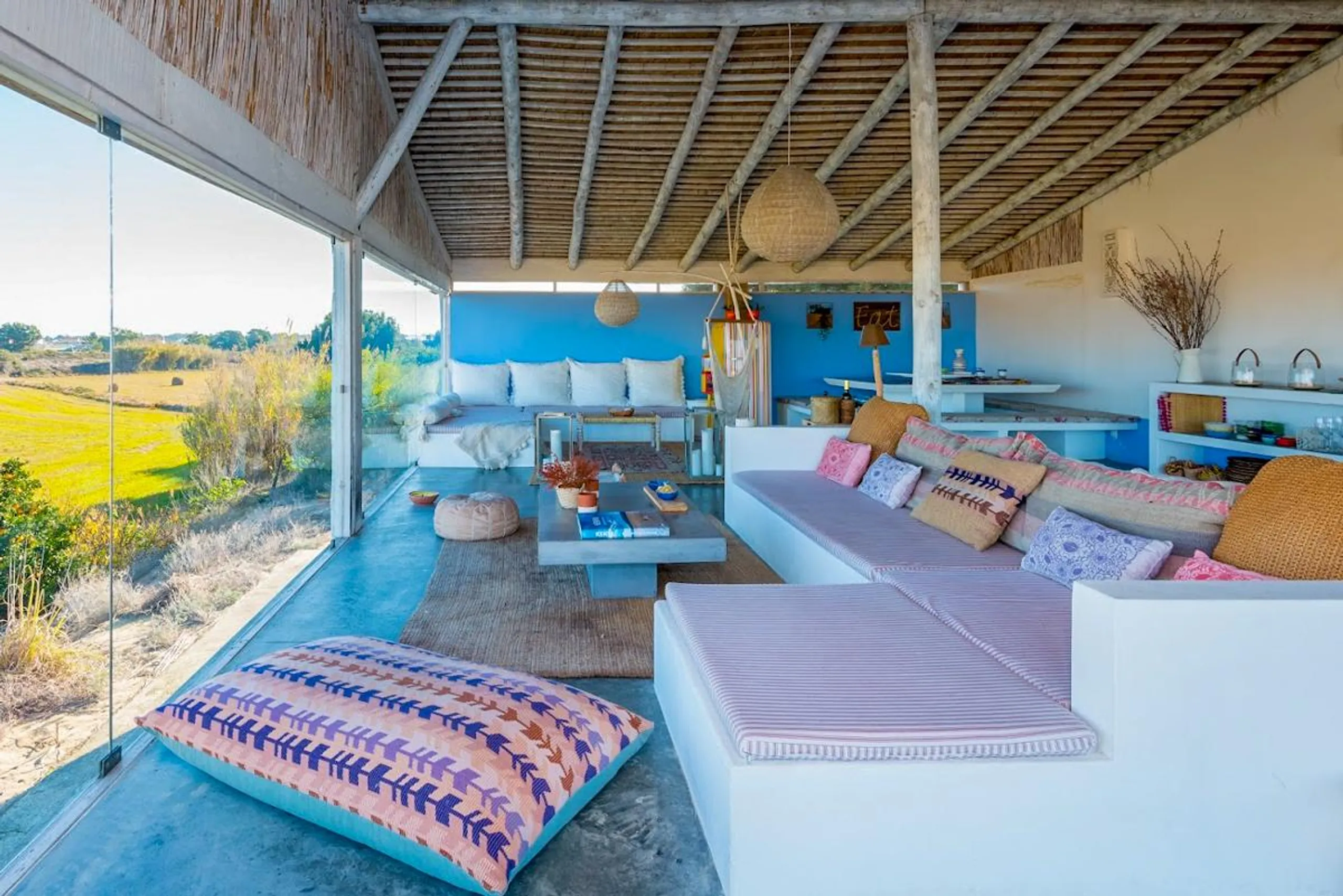 Classy Villa with Private Pool and Impeccable Garden — photograph 8