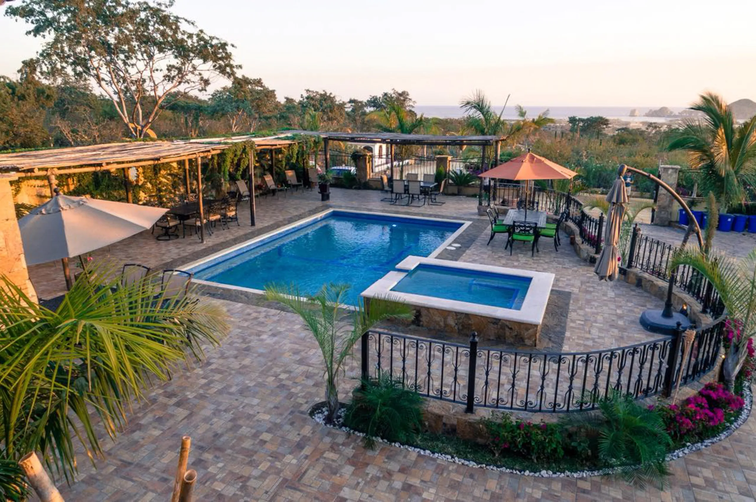 One-of-a-Kind Private Estate in a Tranquil Setting with Pool and Views — photograph 12