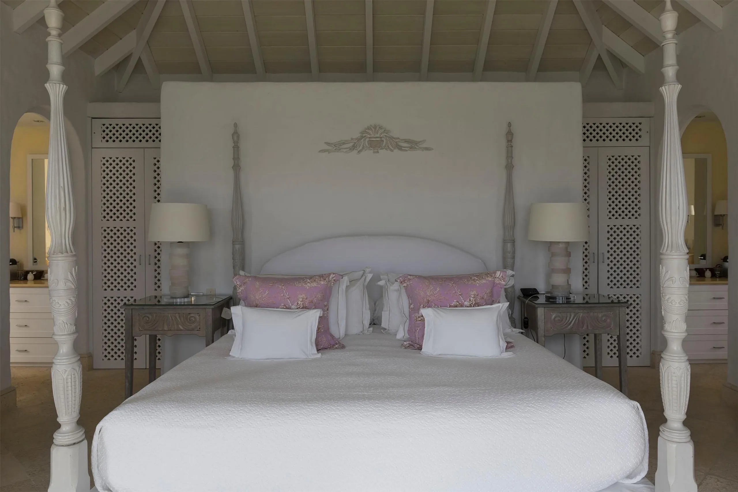 Elegant Seaview Villa with Private Pool and Garden Grounds — photograph 6