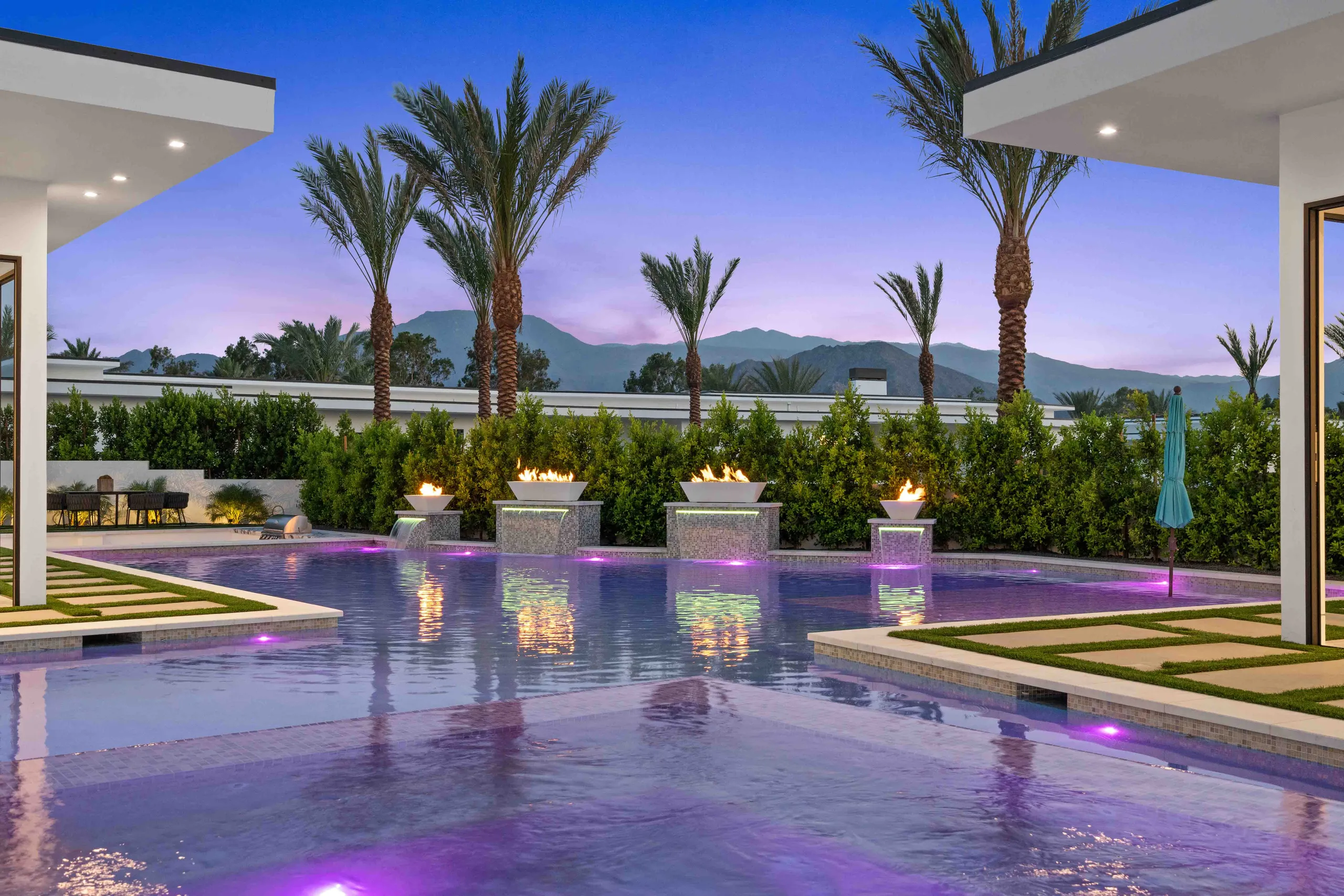 Unparalleled Elite Vacation Villa with Private Pool and Steps from Polo Grounds VILLAWAY® — photograph 2