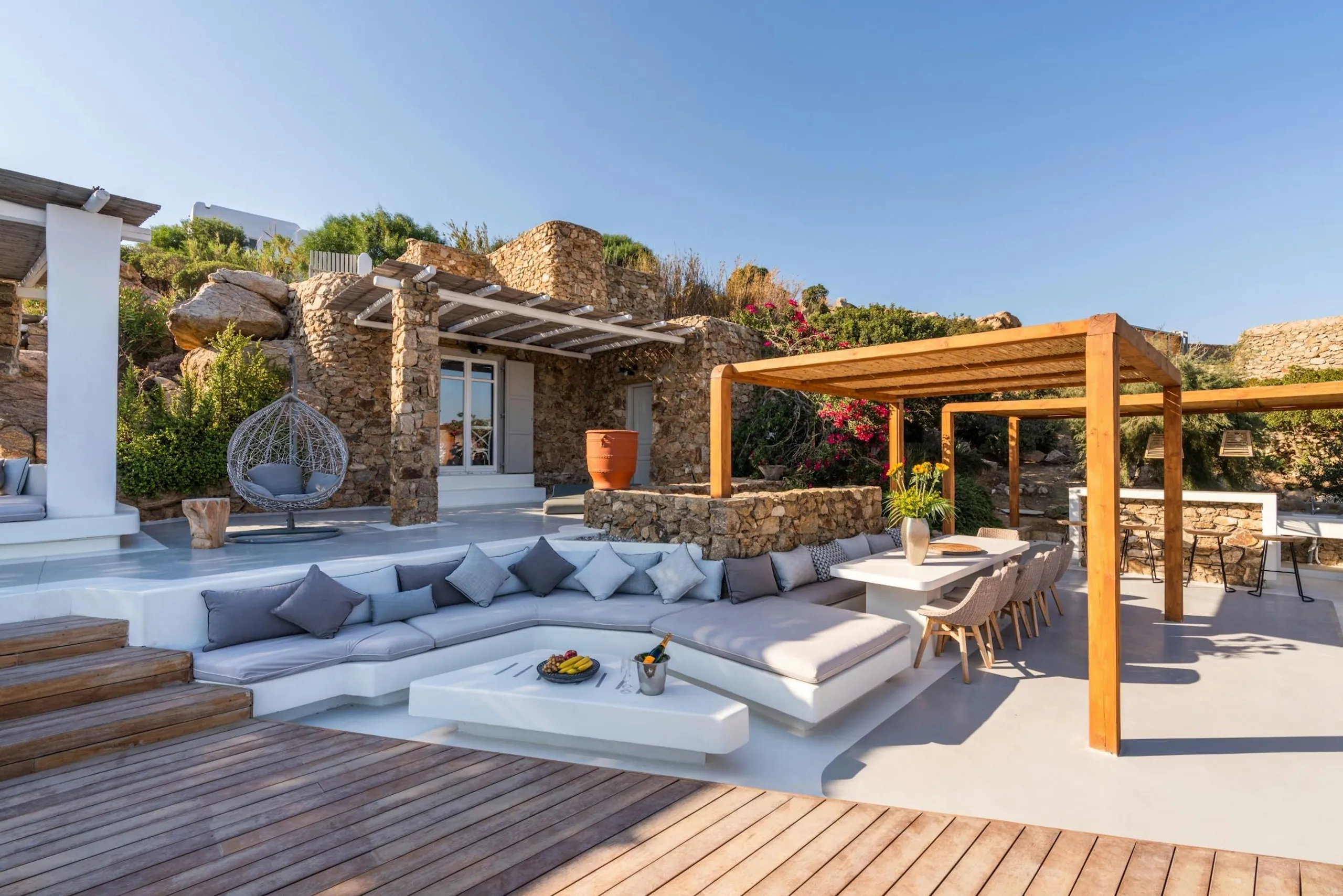 Splendid Seaview Villa with Private Pool and Fire Pit — photograph 11