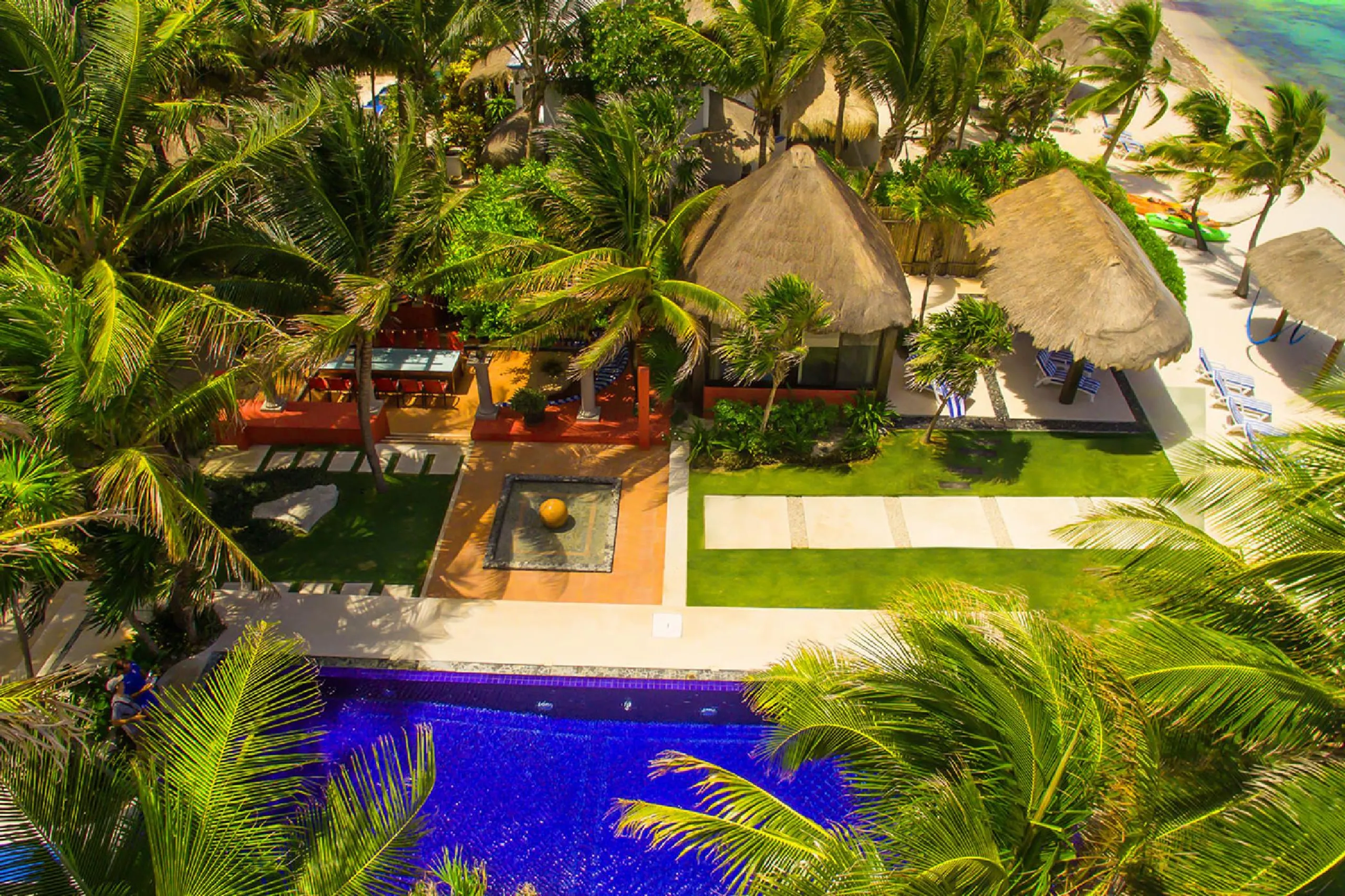 Exquisite Lush Tropical Soliman Bay Oceanfront Estate with Private Beach and Grand Pool — photograph 3