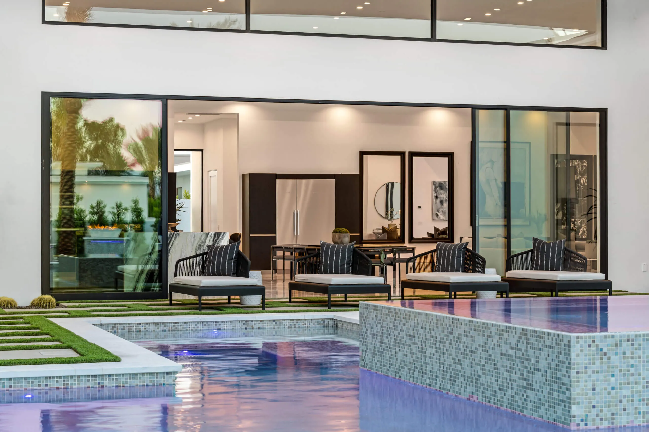 Stunning Modern Villa with Private Pool and Top-tier Amenities Near Palm Springs — photograph 6