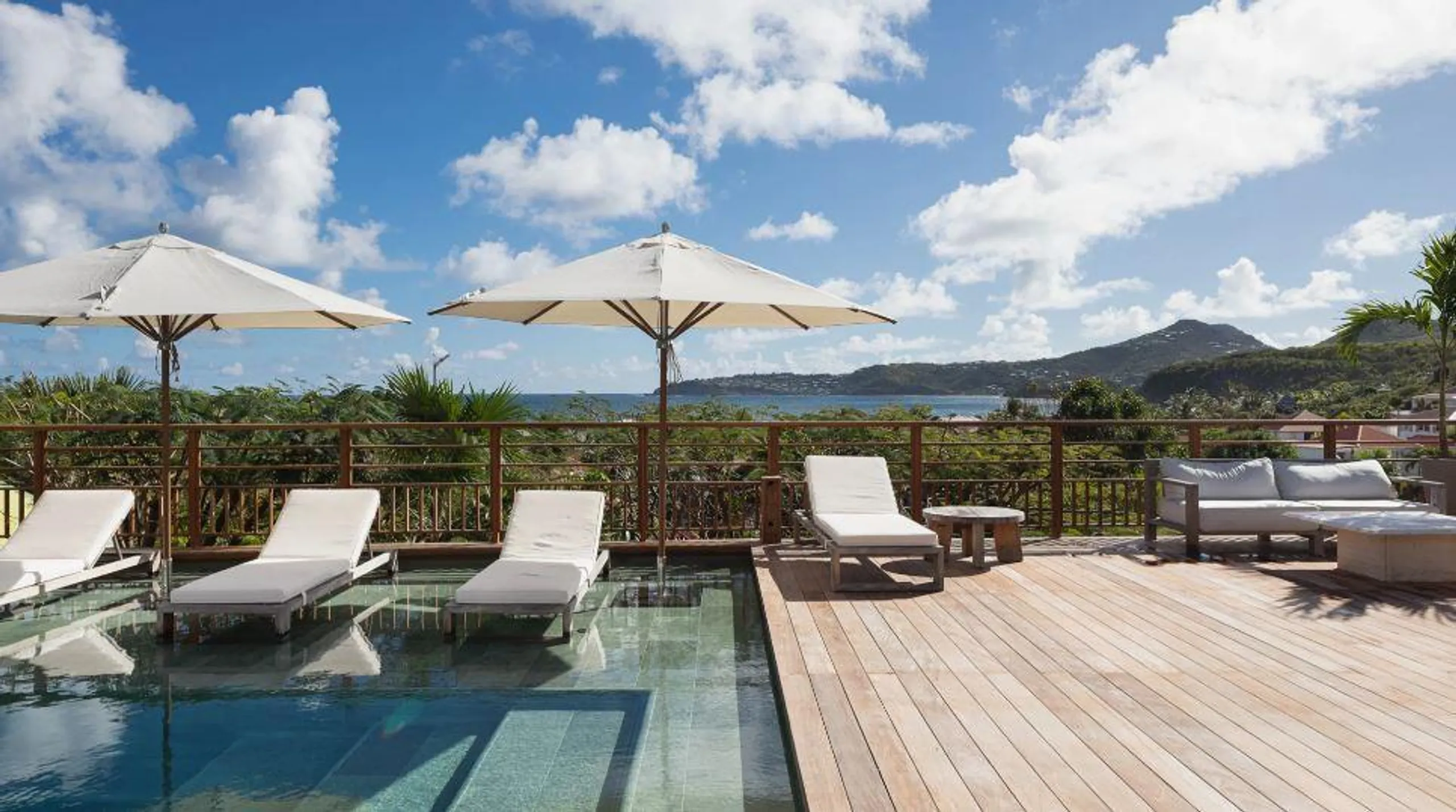 Chic Villa Stunning Ocean Views and Comfort in St-Barths — photograph 3