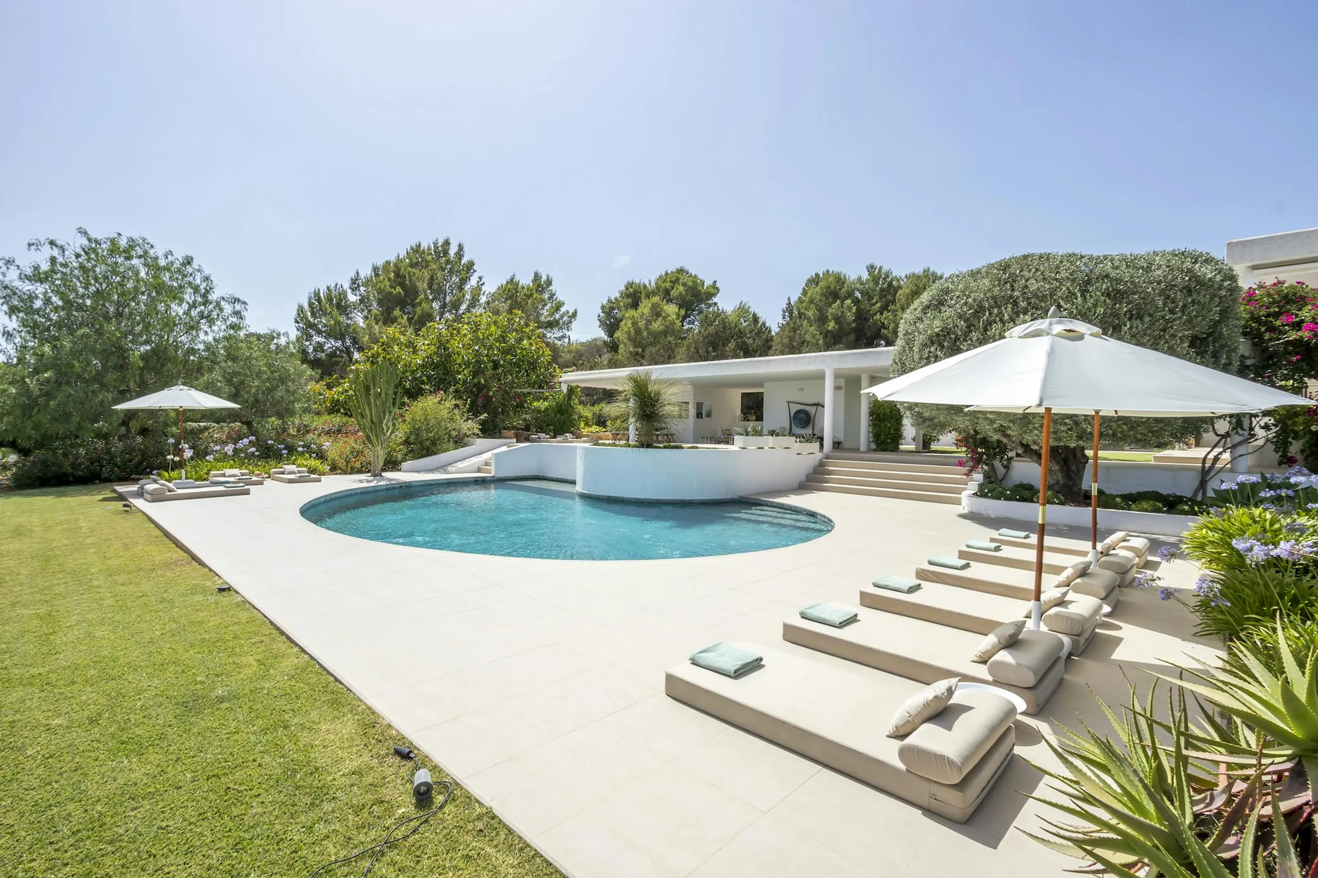 Exquisite Ibiza Villa with Private Pool and Playground, Ibiza