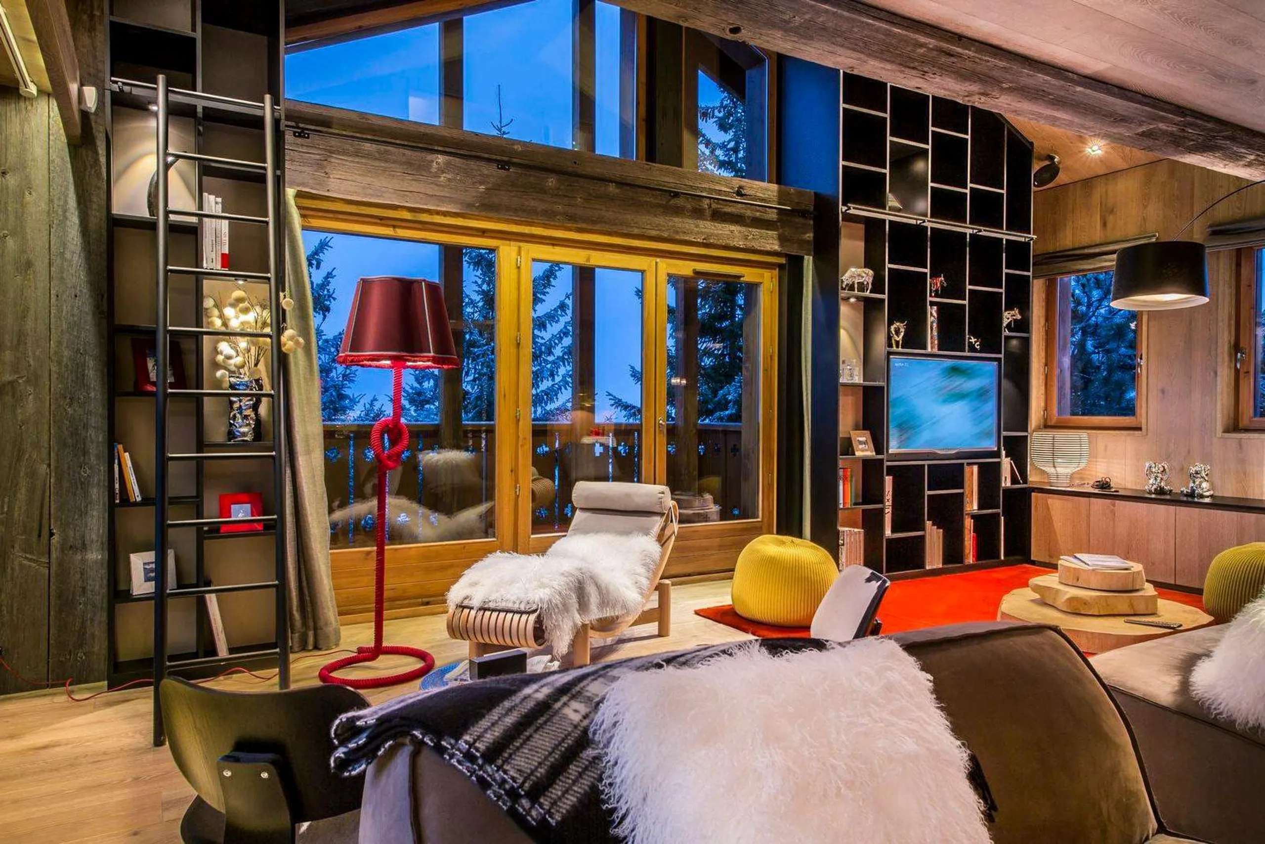 Fantastic 5BR Villa with Pool, Sauna and French Alps Views — photograph 8