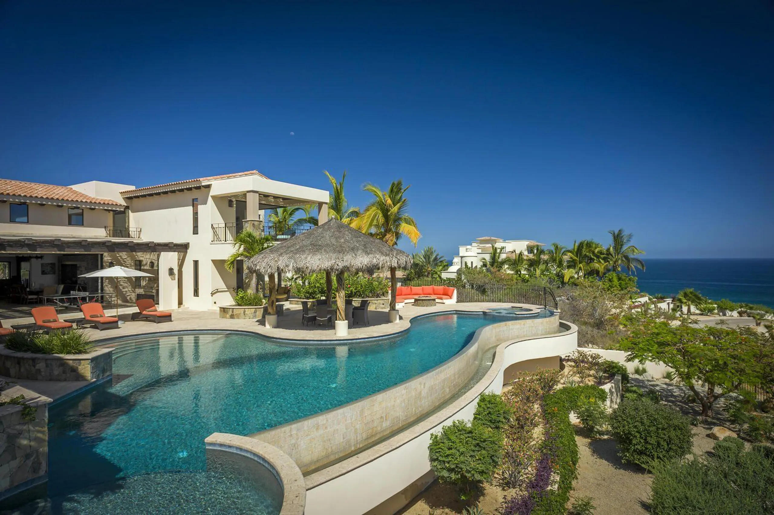 Stunning Fundadores Villa  with Panoramic View of the Sea of Cortez — photograph 9