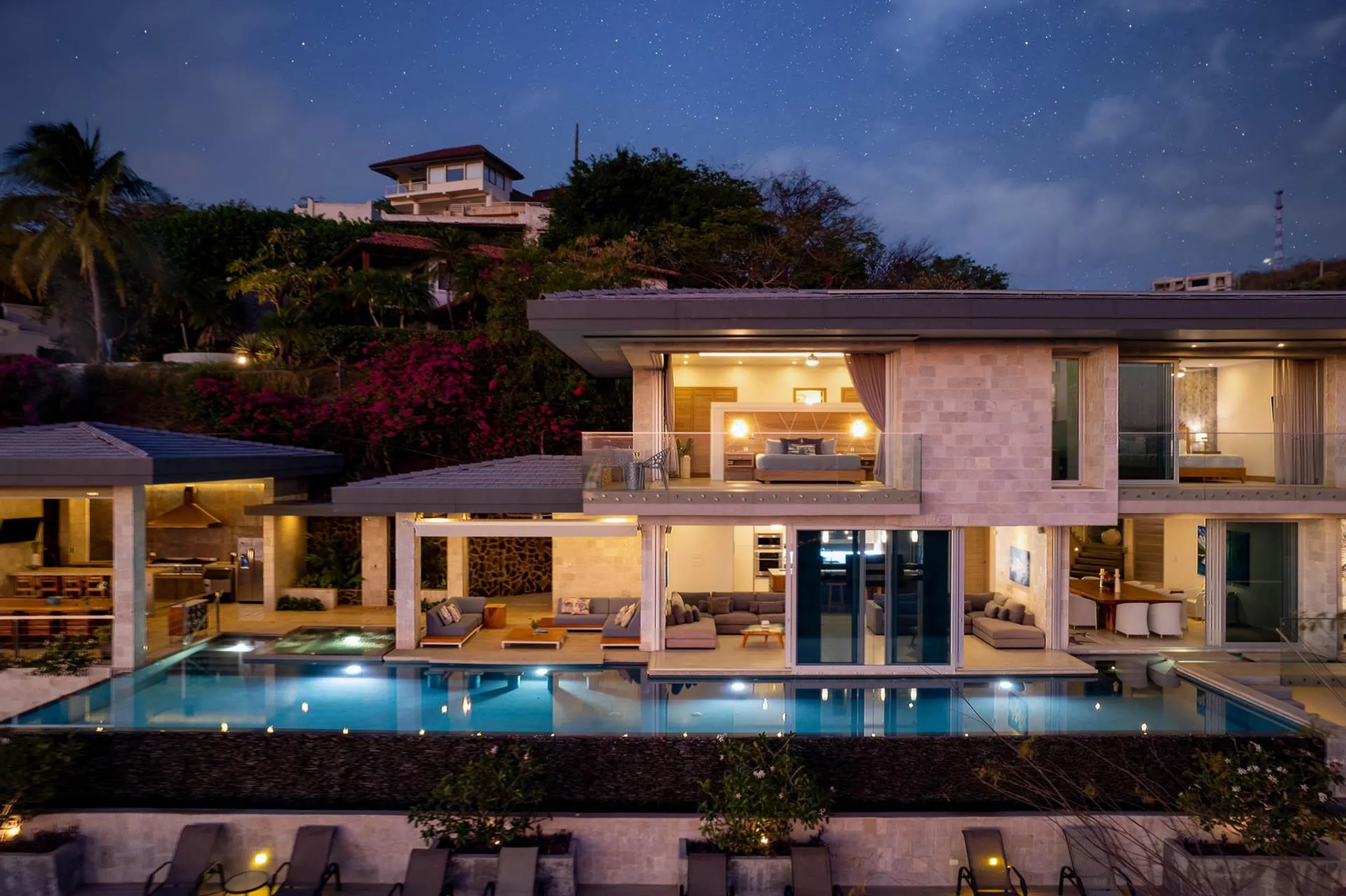 Deluxe Seaview Villa with Infinity Pool and Dining Al-Fresco, Tamarindo
