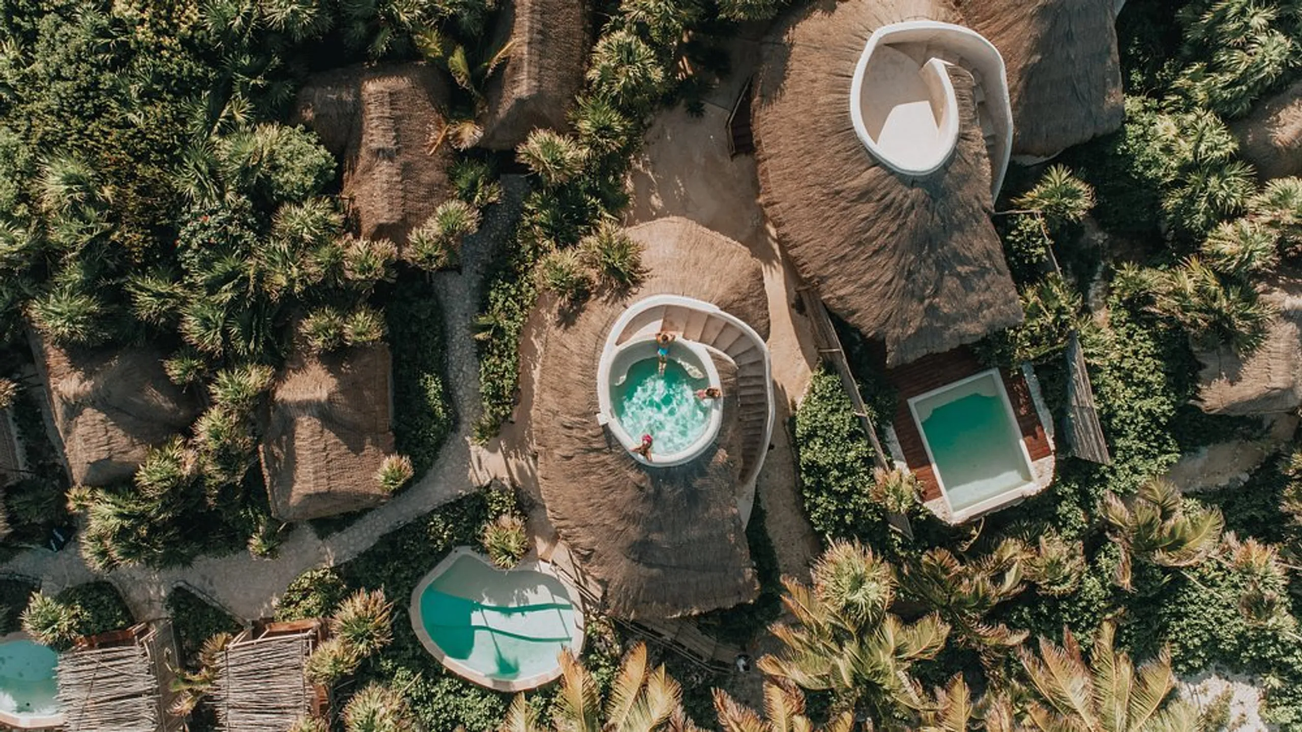 Tranquil Tulum Villa with Invigorating Pool — photograph 10
