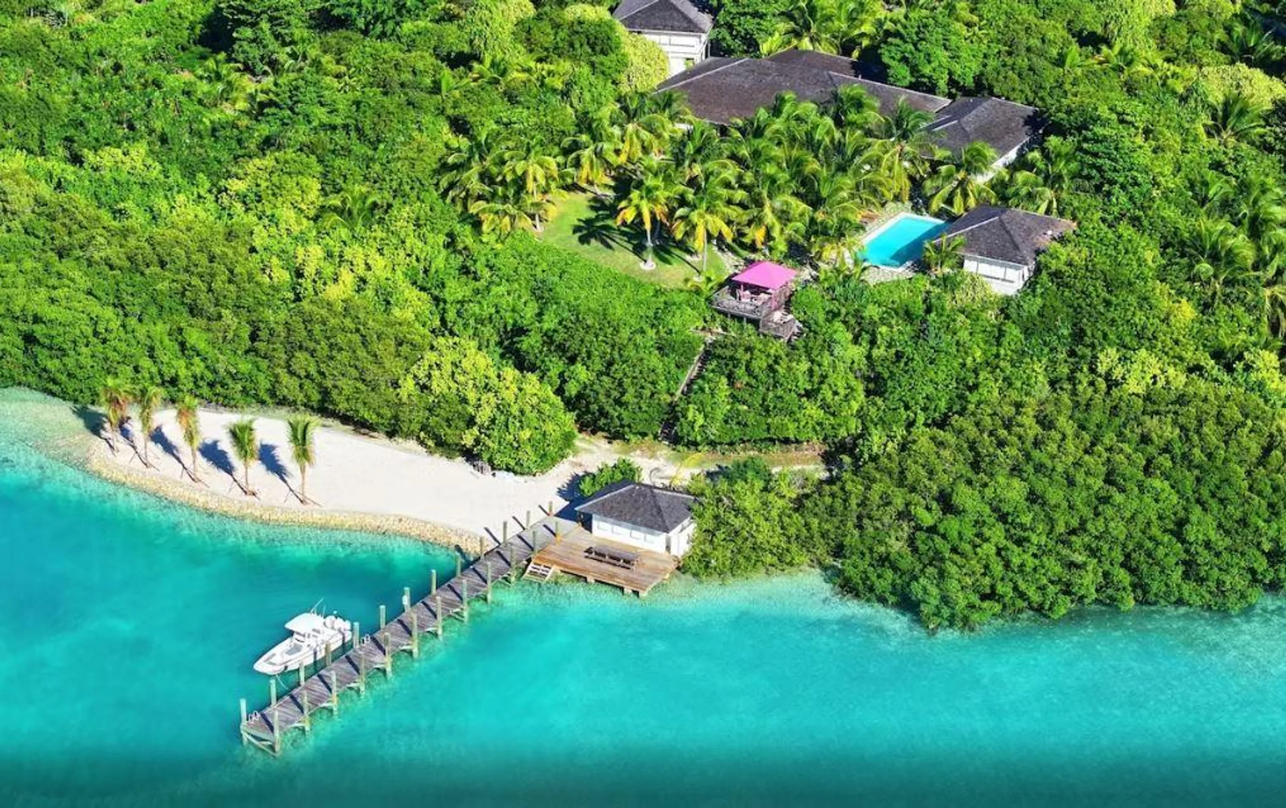 Breathtaking Waterfront Estate with Pool and Exclusive Private Beach, Bahamas