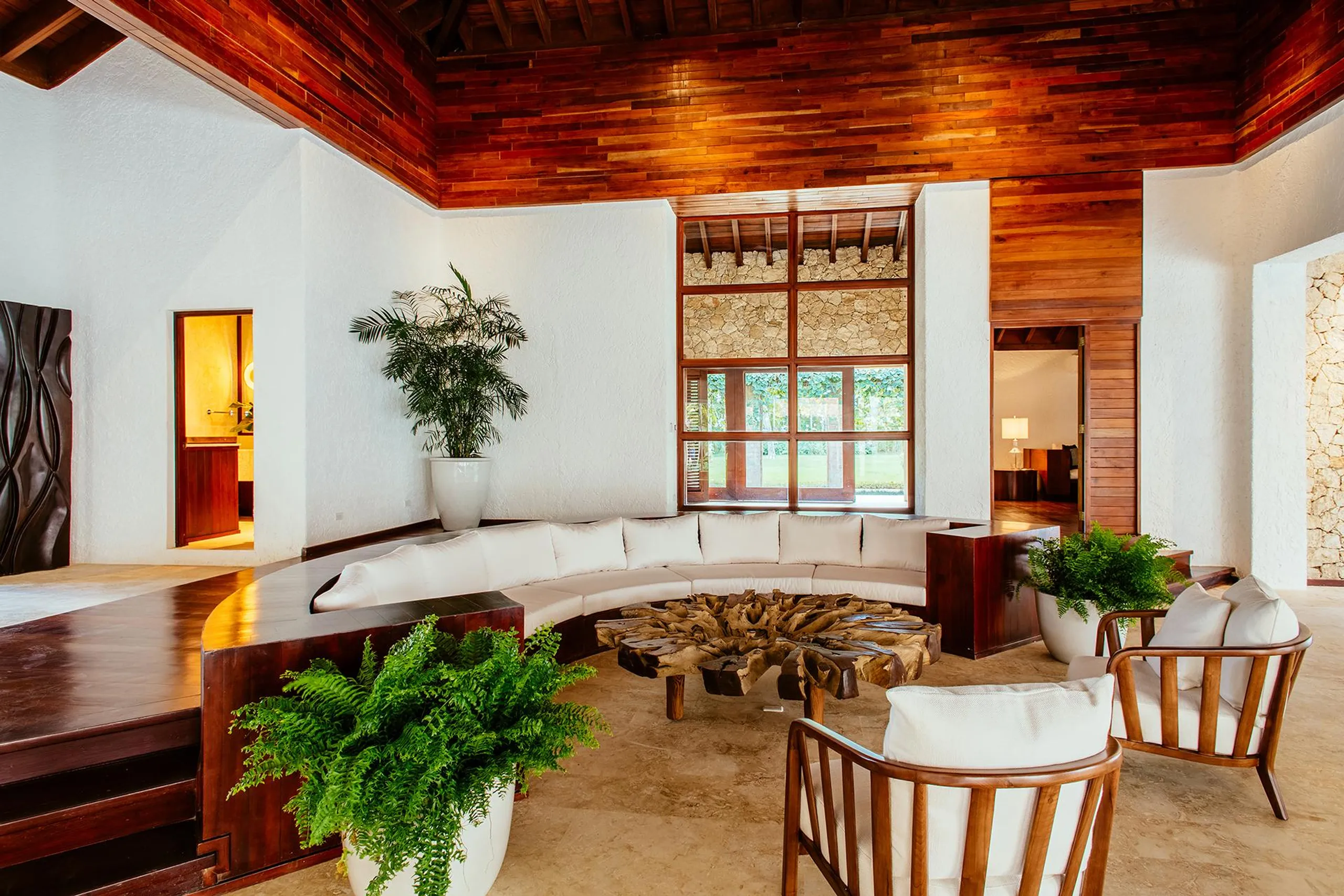 Luxe Escape in Casa de Campo with Infinity Pool and Private White-Sand Beach — photograph 6
