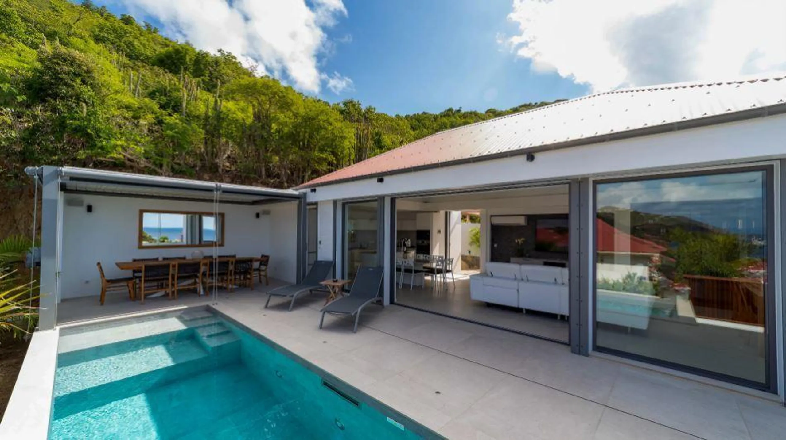 Serene Villa in Gustavia with Captivating Harbor View and Private Pool — photograph 7