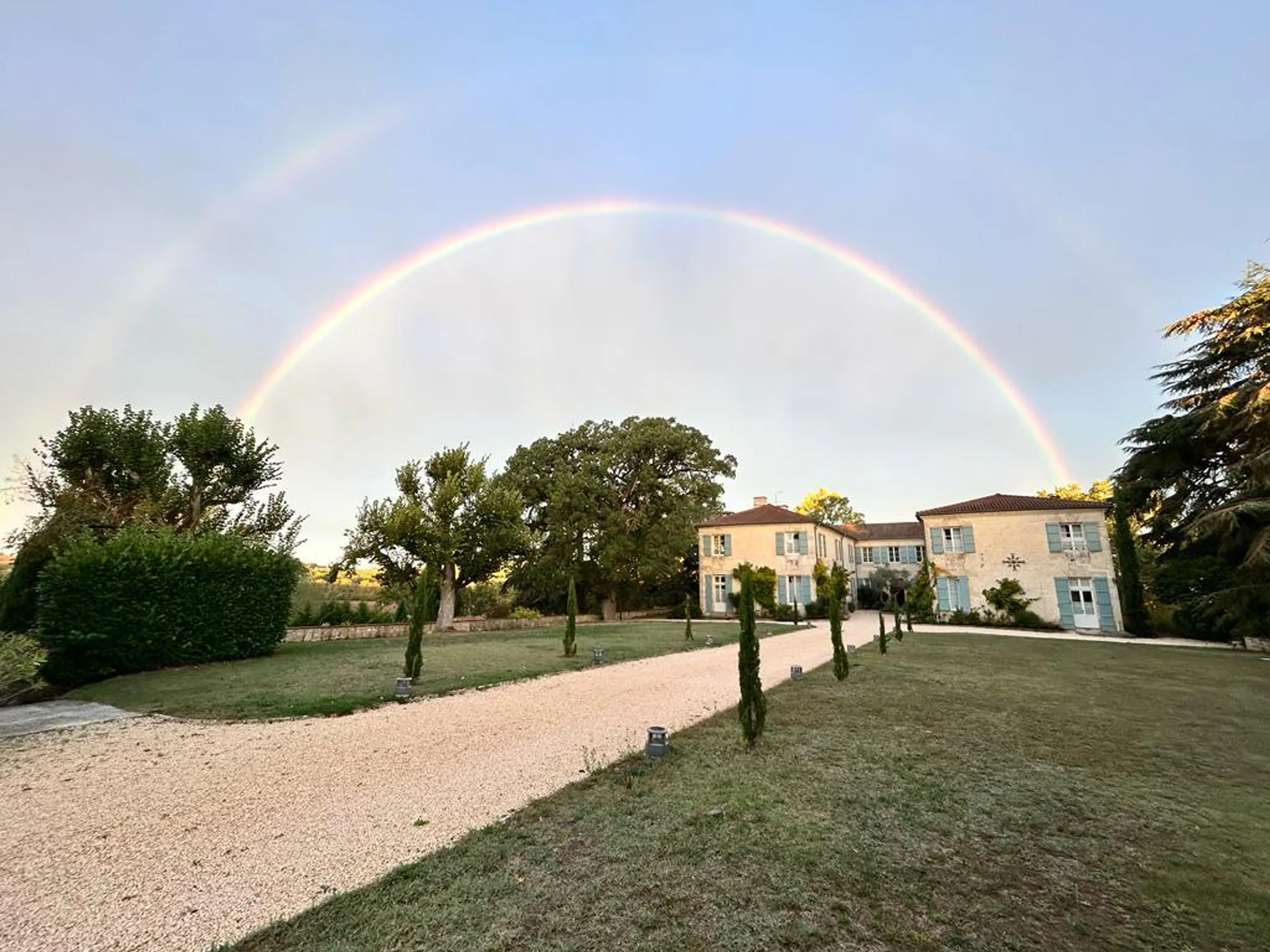 Gascony Hidden Luxury Retreat with 8-BR and Outdoor Pool — photograph 5