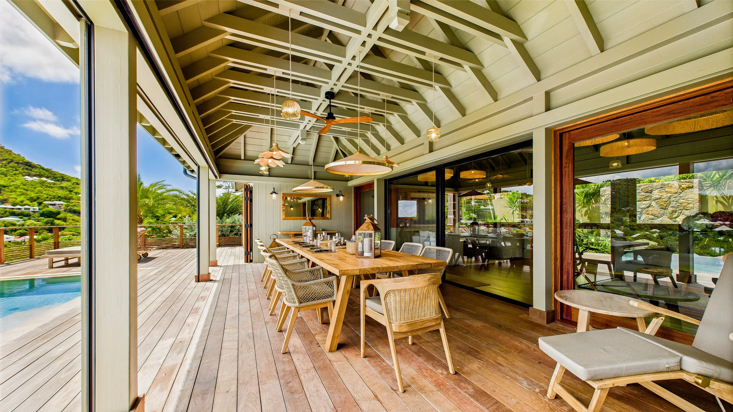Chic St. Jean Villa with Heated Pool, Overlooking St. Jean — photograph 11