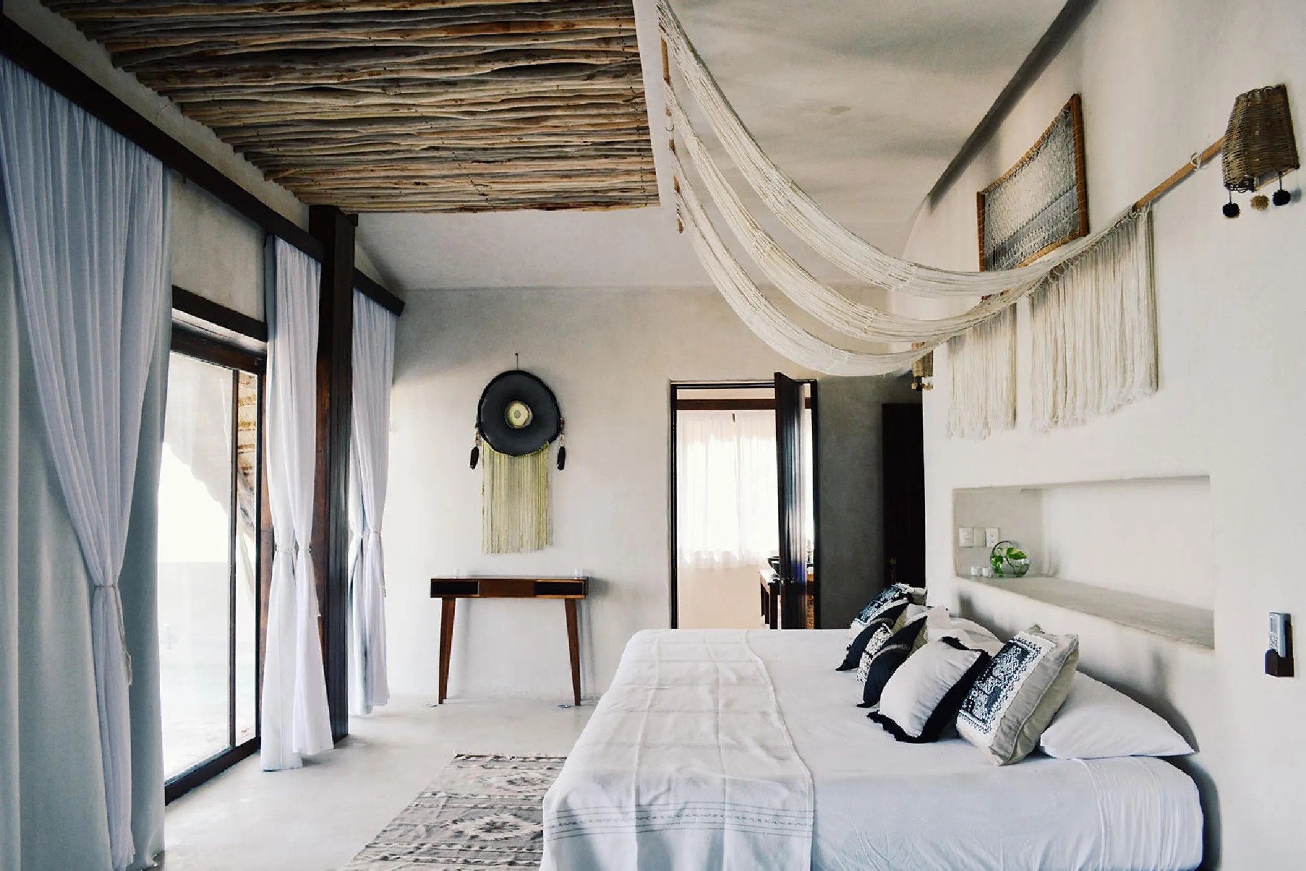 Eco Chic Beach Front Tulum Villa with Private Pool and Panoramic Ocean Views — photograph 12