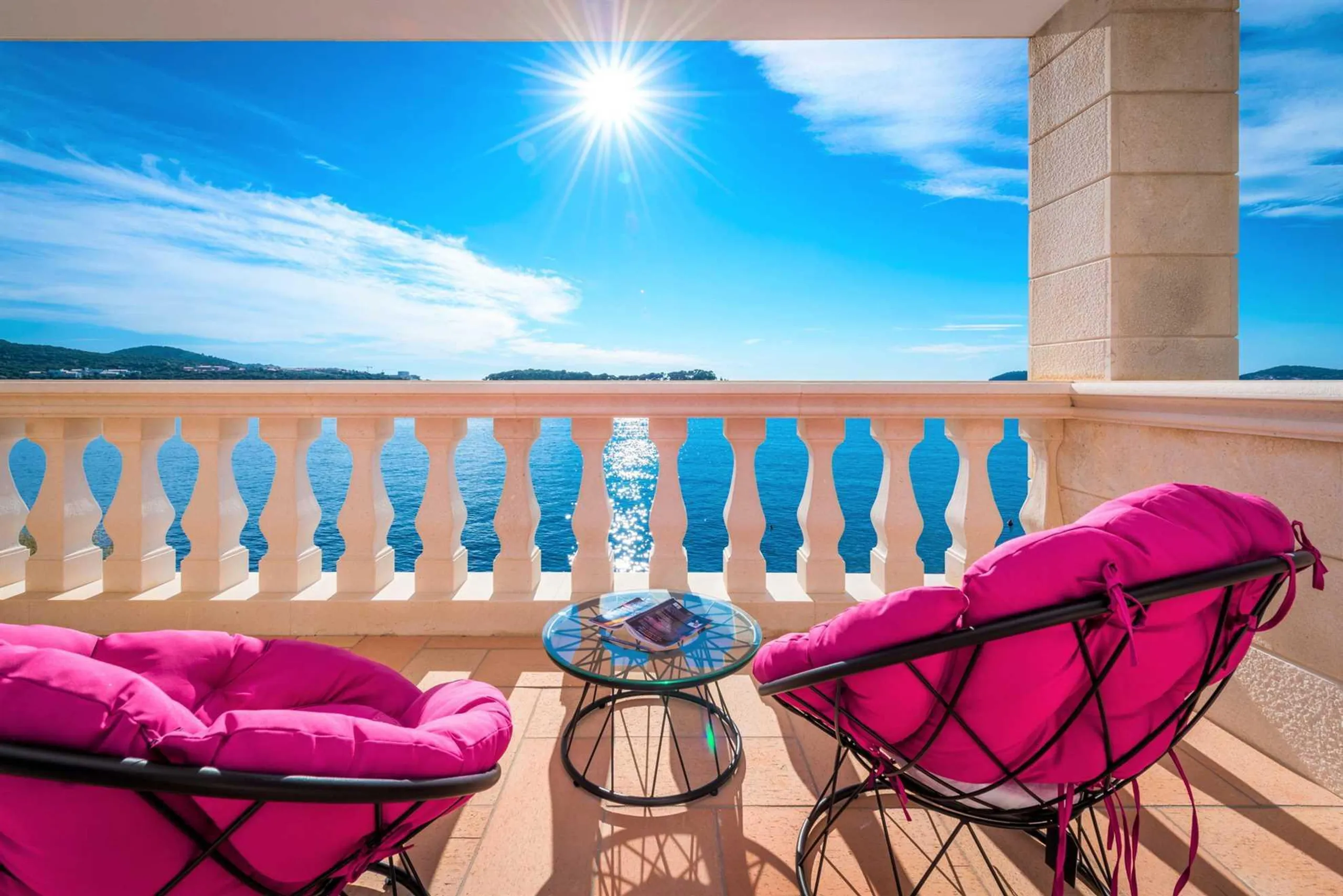 Exquisite Villa with Breathtaking Mountain Scenic Views — photograph 6