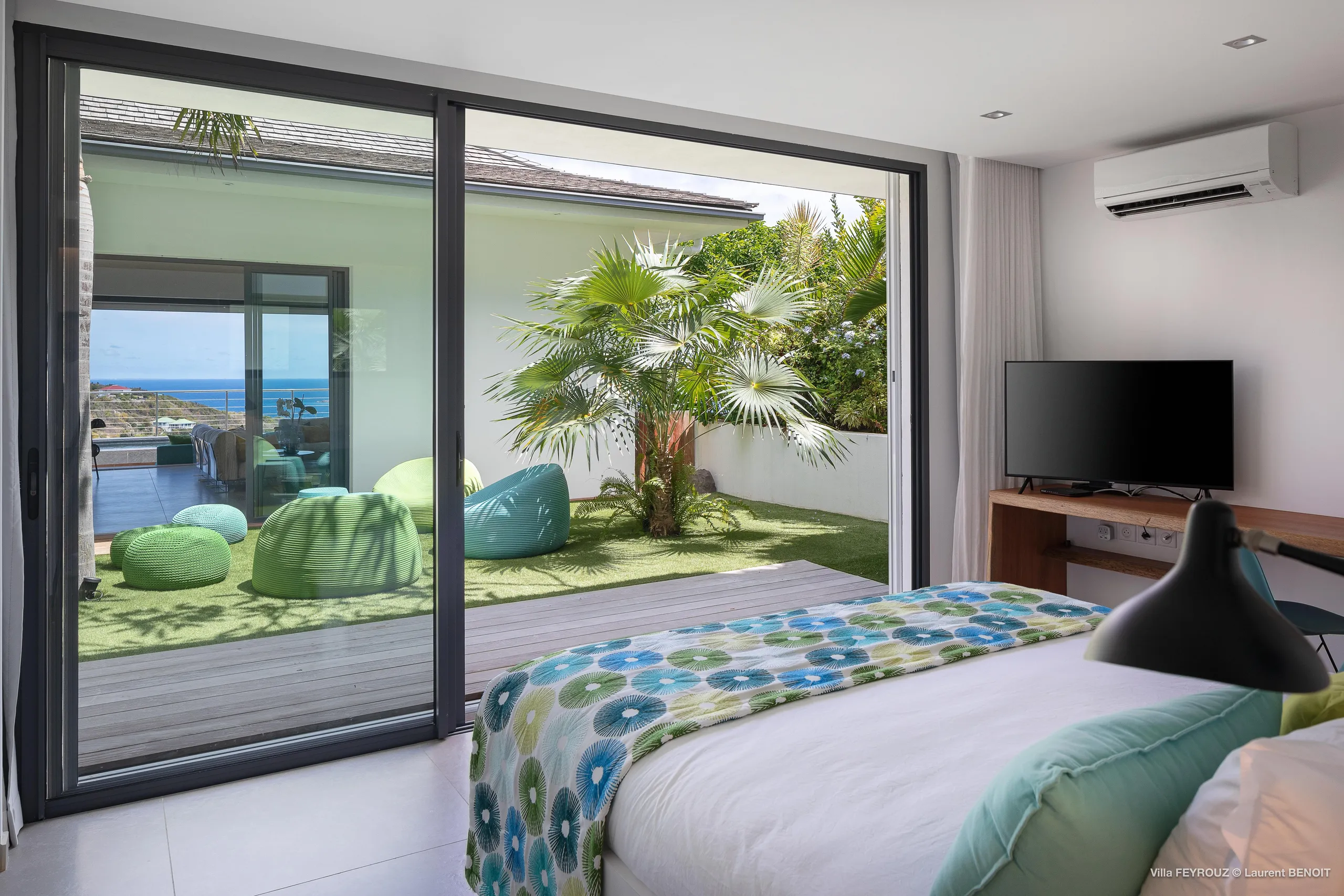 Exquisite Oceanfront Villa with Private Pool and Zen Gardens — photograph 6