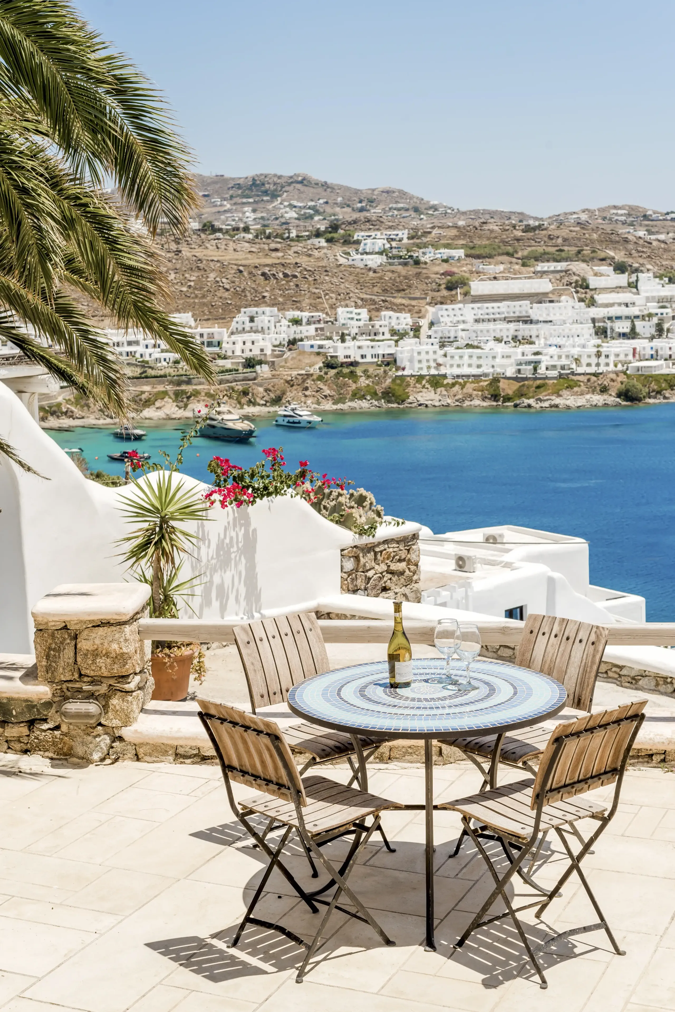 Stunning Cycladic Villa with Private Pool and Aegean Sea Views — photograph 2