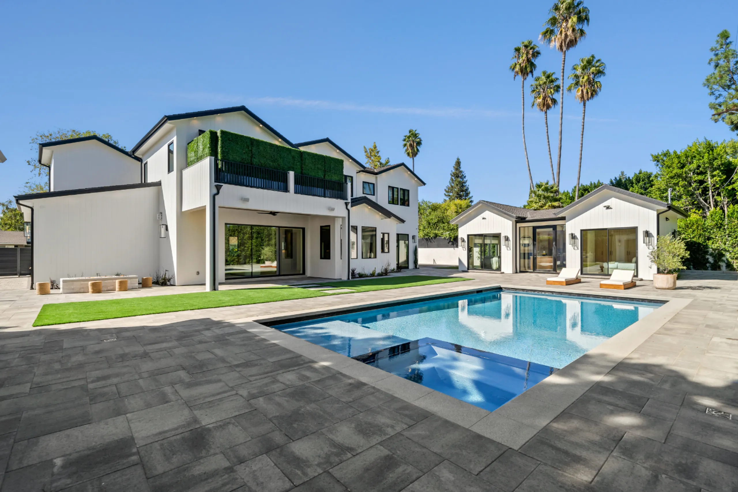 Outstanding Valley Villa with Home Theater, Los Angeles