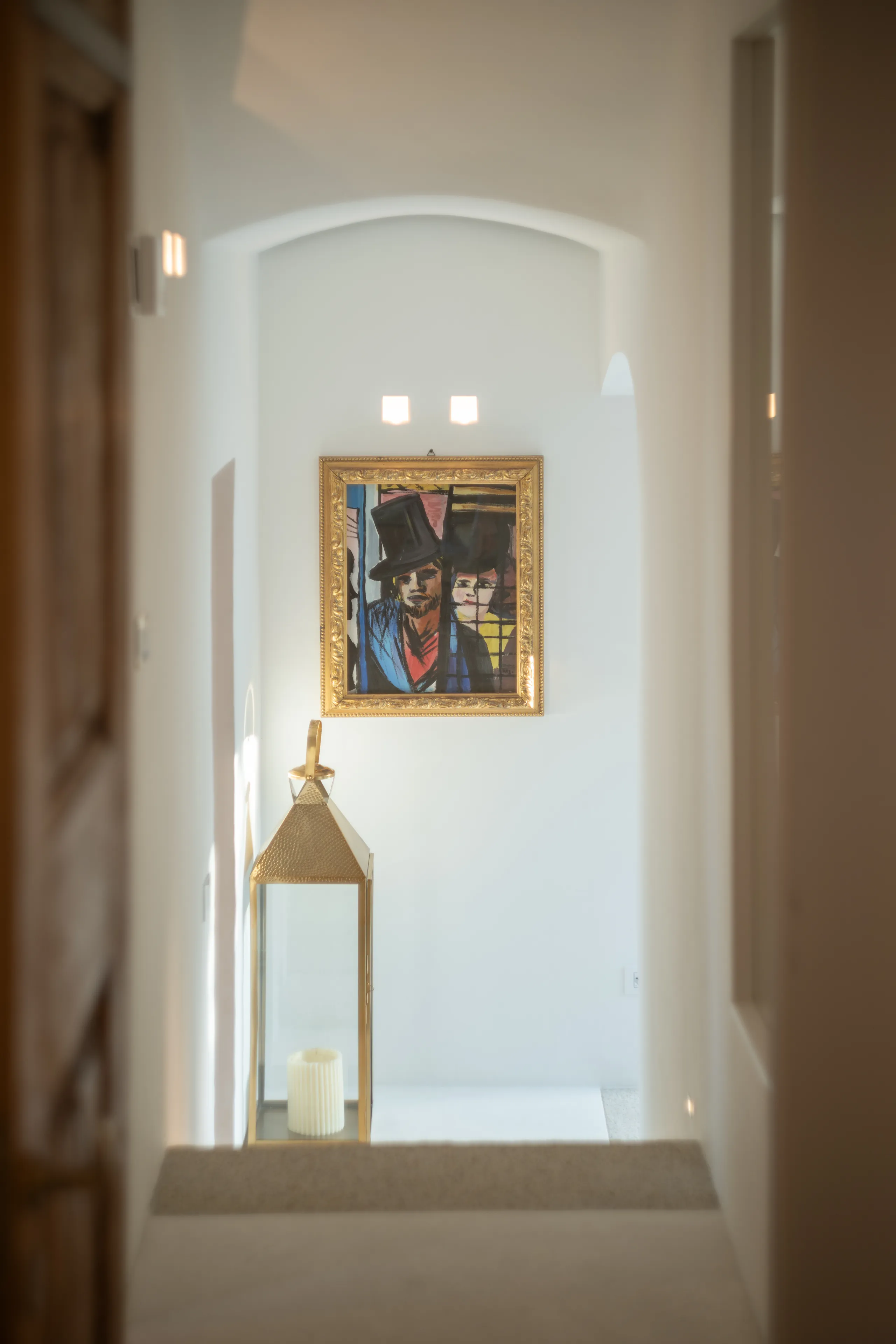 Stately Uphill Villa with Private Pool and Sea Views — photograph 11