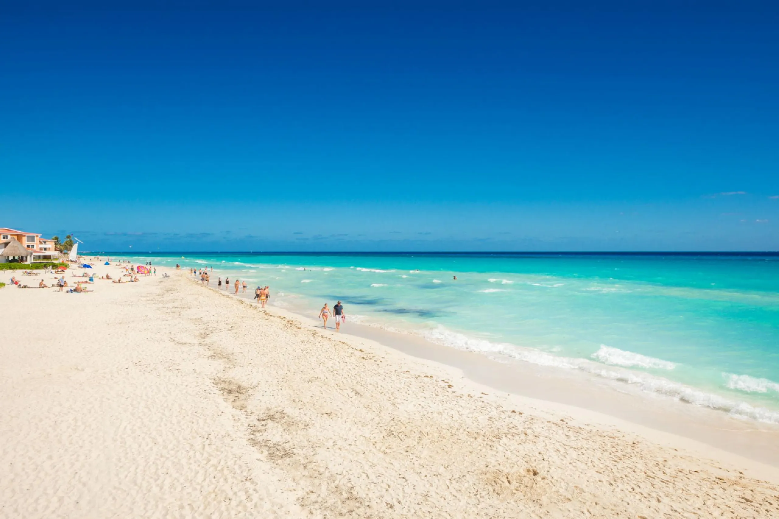 Playa del Carmen Luxury Estate with Multiple Pools and Lush Grounds — photograph 9
