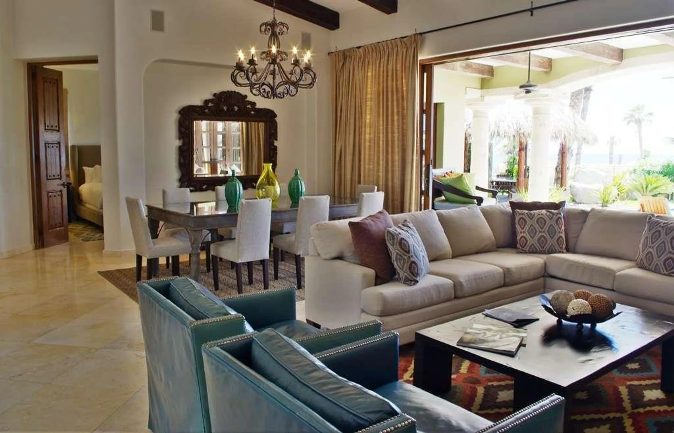 Punta Ballena Beachfront Villa with Private Pool and Ocean Views — photograph 7