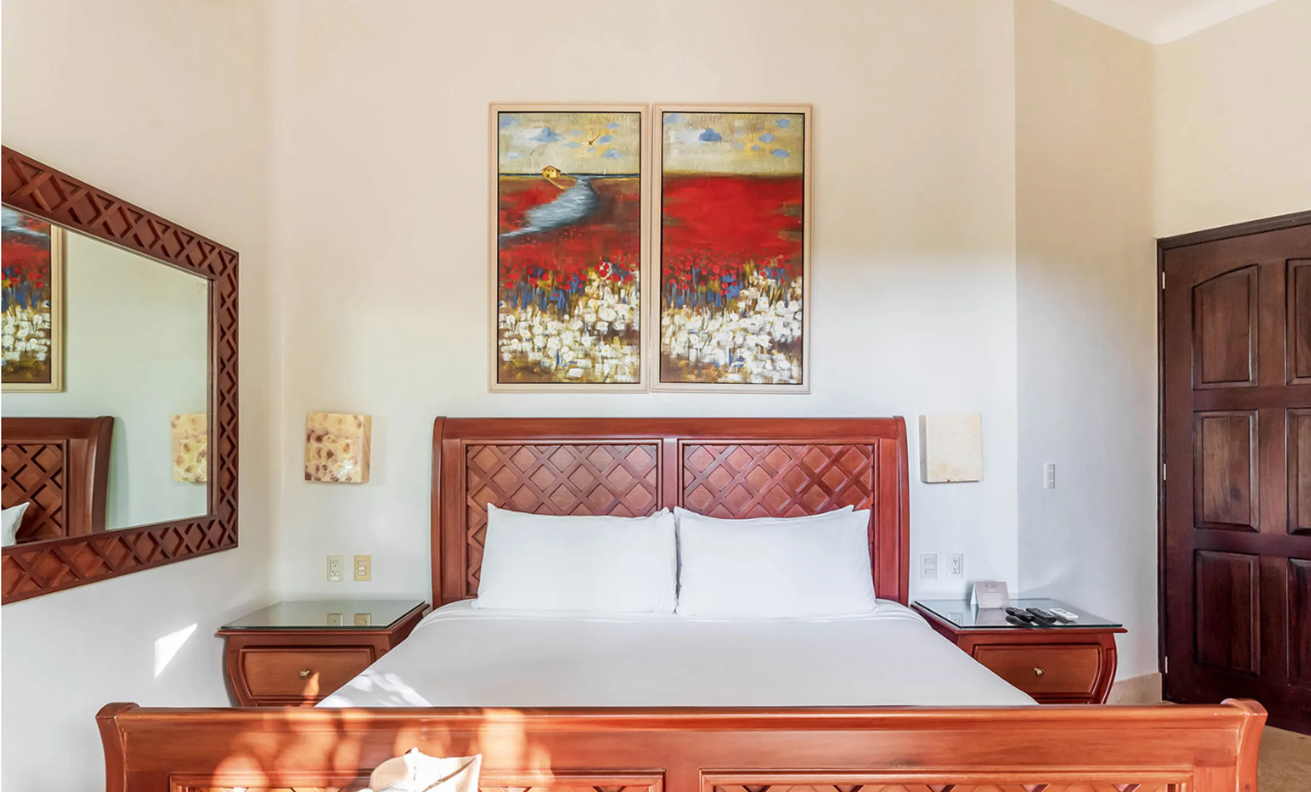 Exquisite Soliman Bay 10 BDR Oceanfront Villa with Private Poll — photograph 9