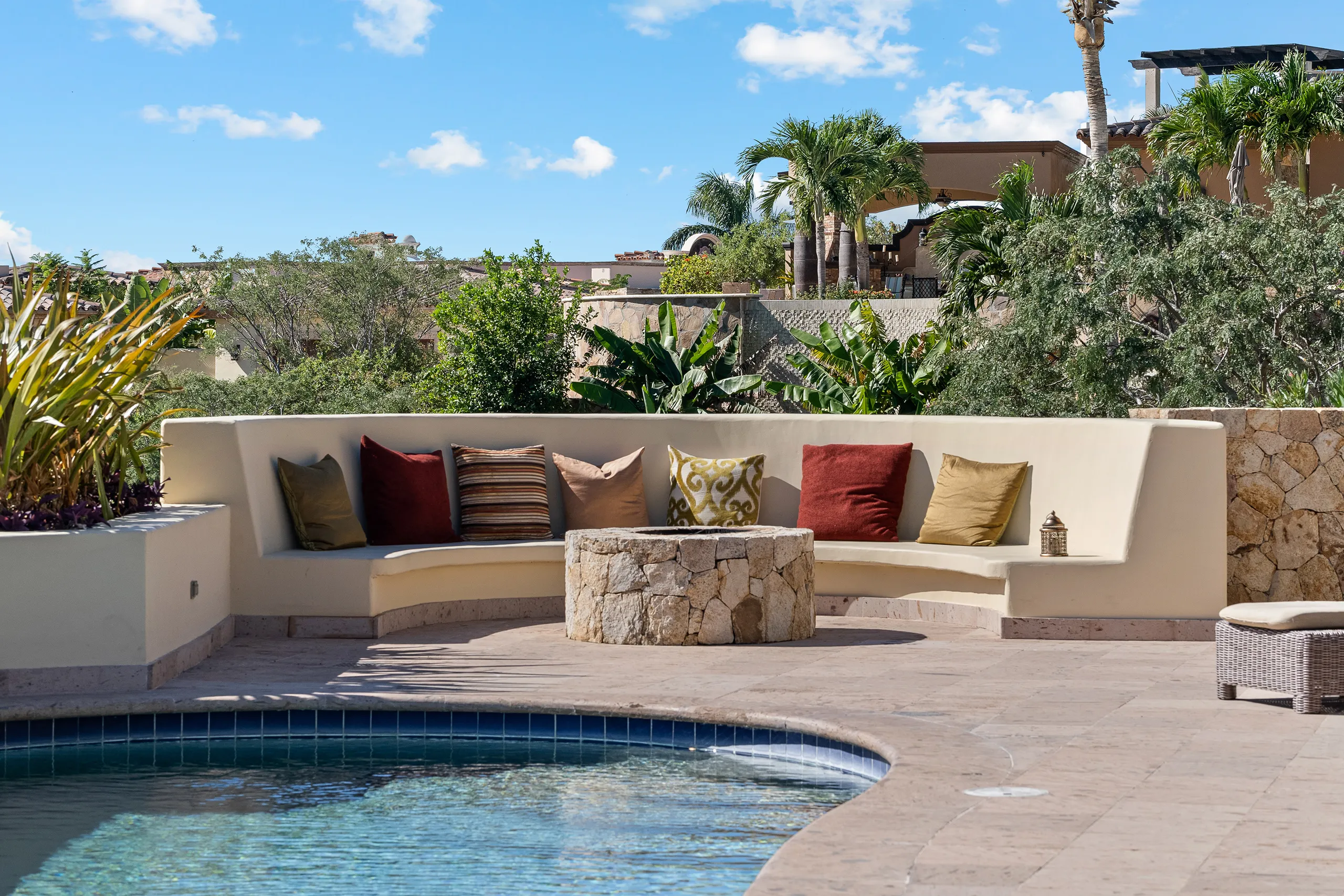 Breathtaking Puerto Los Cabos Hillside Villa with Infinity Pool and Ocean Views — photograph 7