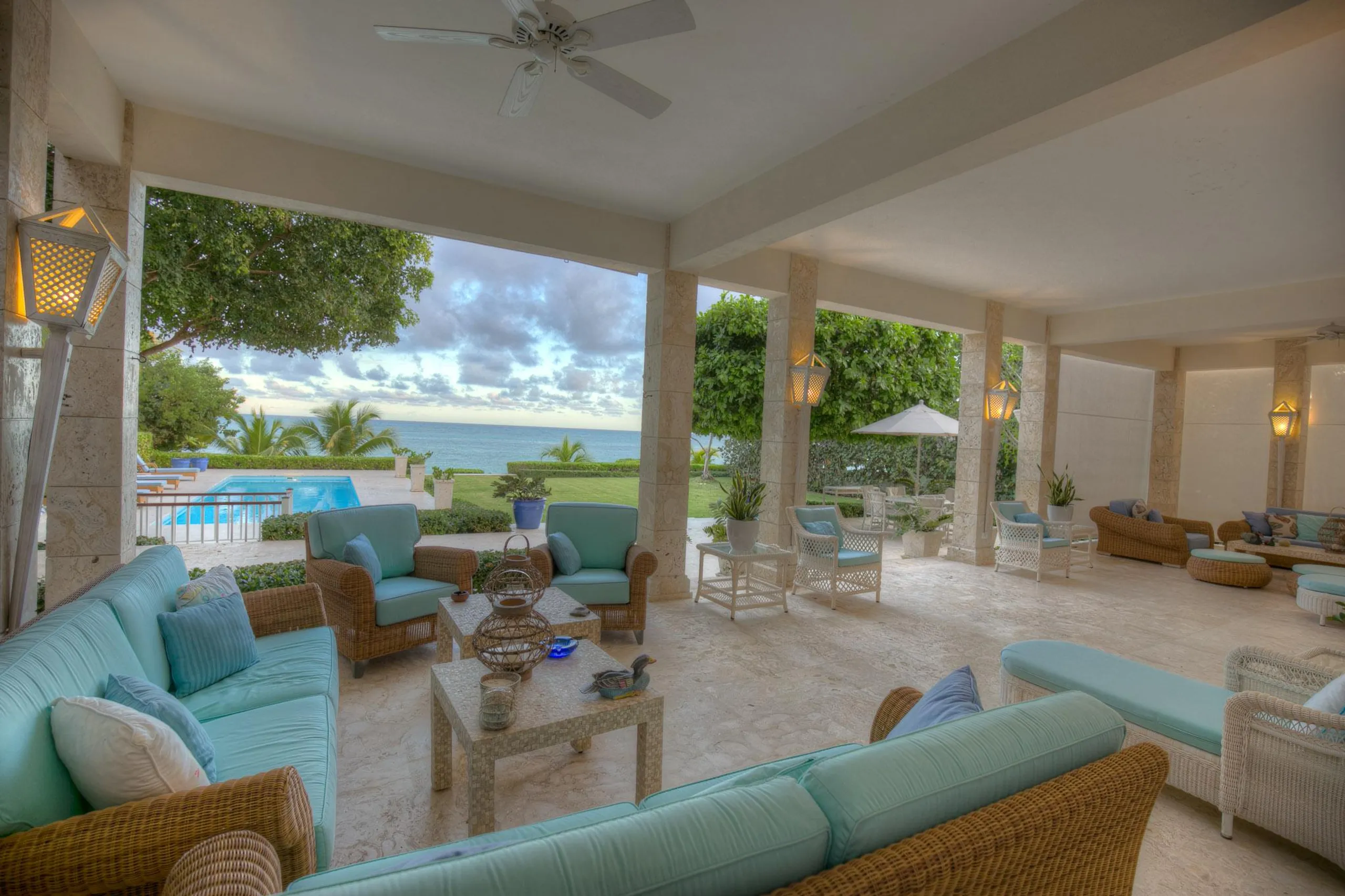 Picturesque Waterfront Villa with Private Pool and Stunning Views in Punta Cana — photograph 5