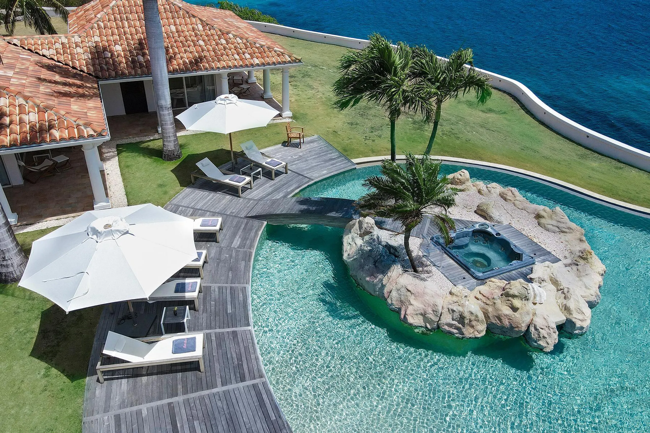 Luxury Terres Basses Estate with Lagoon Infinity Pool and Caribbean Sea Views — photograph 6