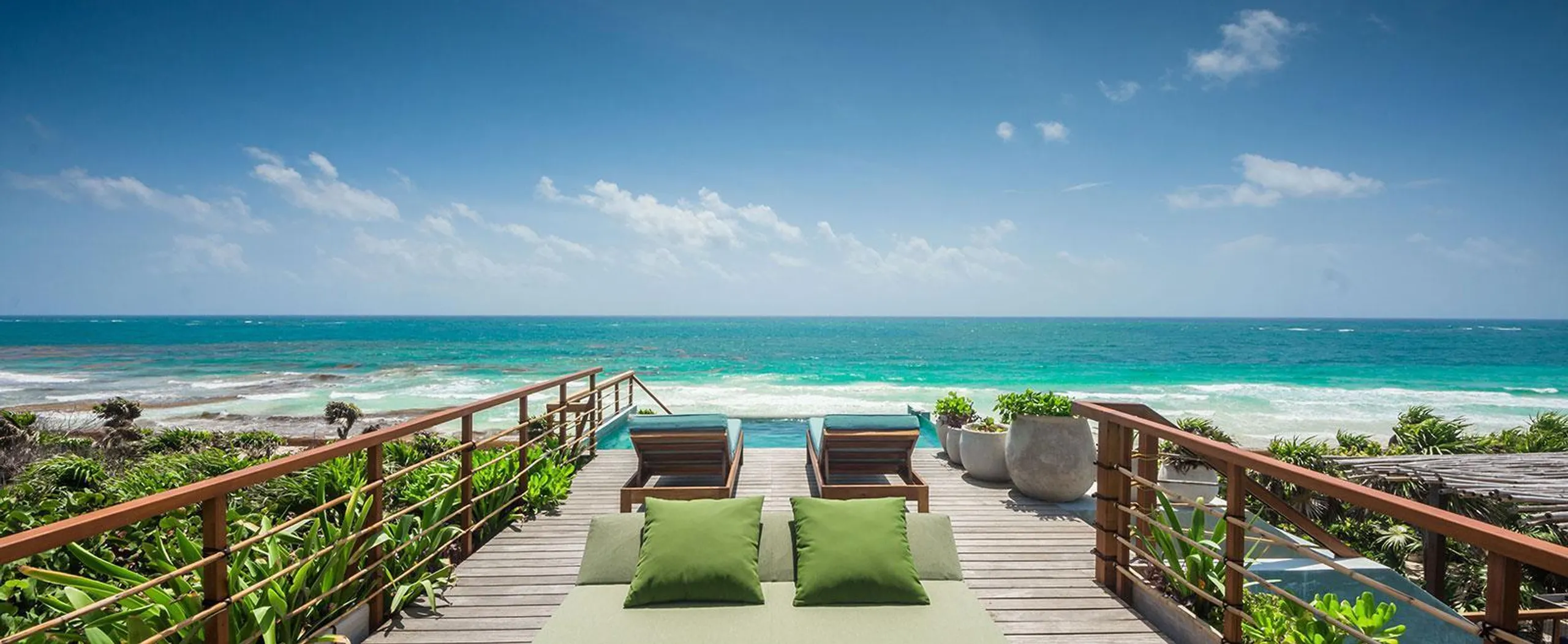 Incredible Oceanfront Villa with Infinity Pool and Sunset Views, Sian Kaan