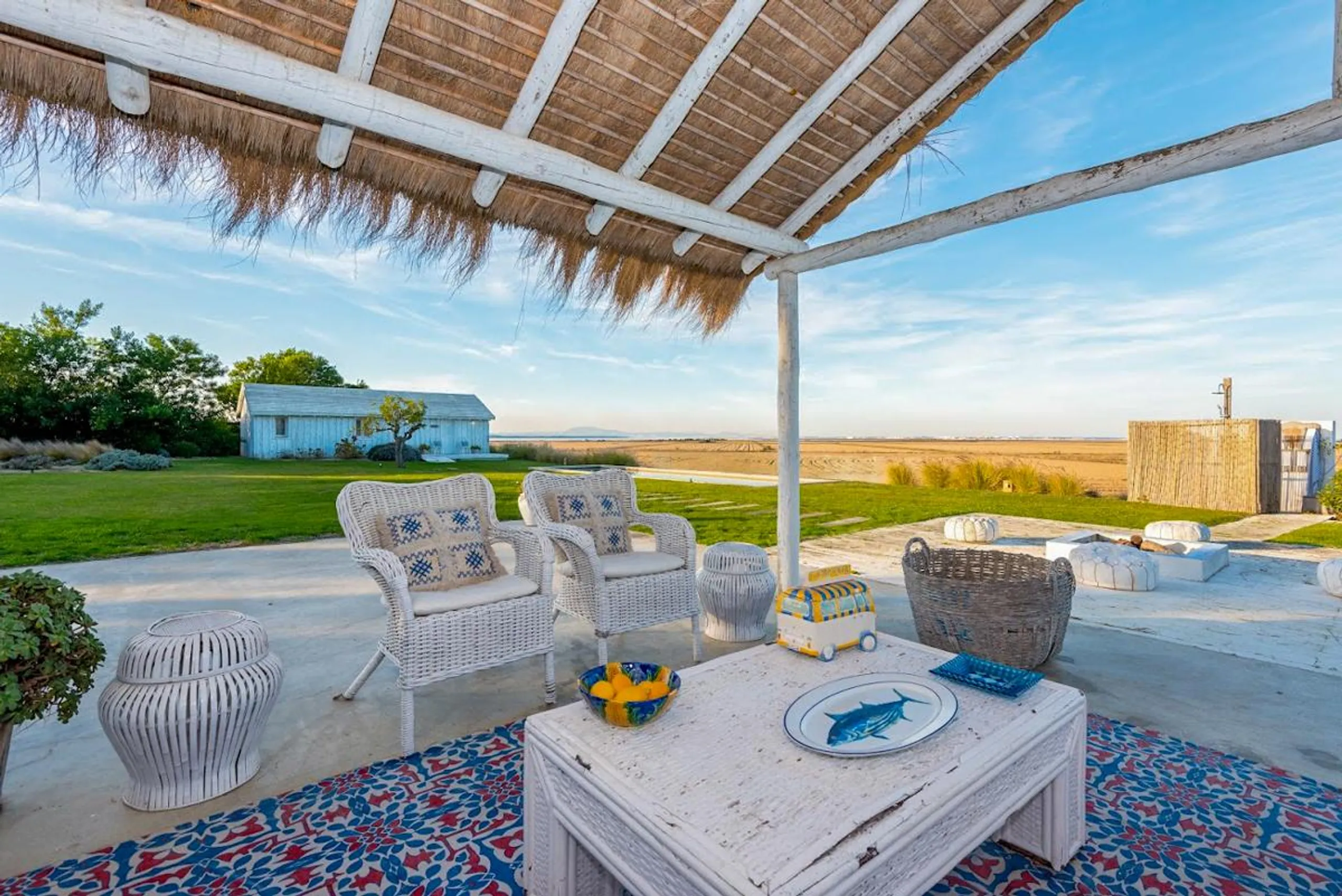 Classy Villa with Private Pool and Impeccable Garden — photograph 11