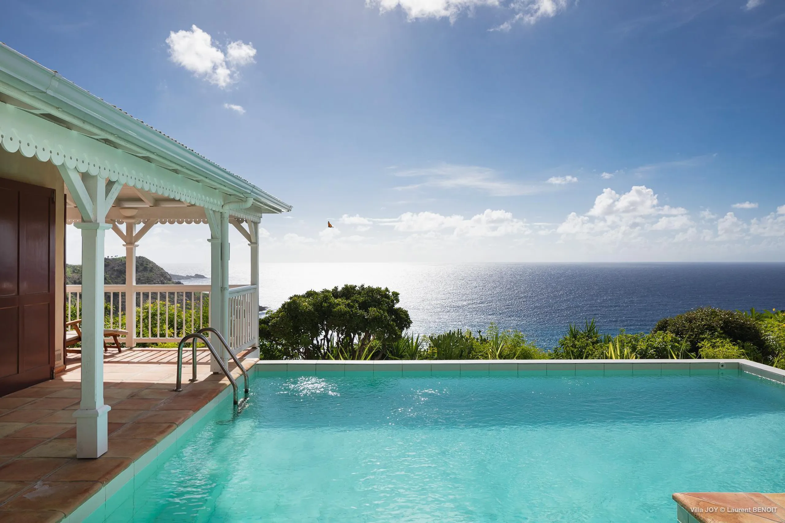 Splendid Tropical Estate with Private Pool and Panoramic Ocean Views — photograph 4