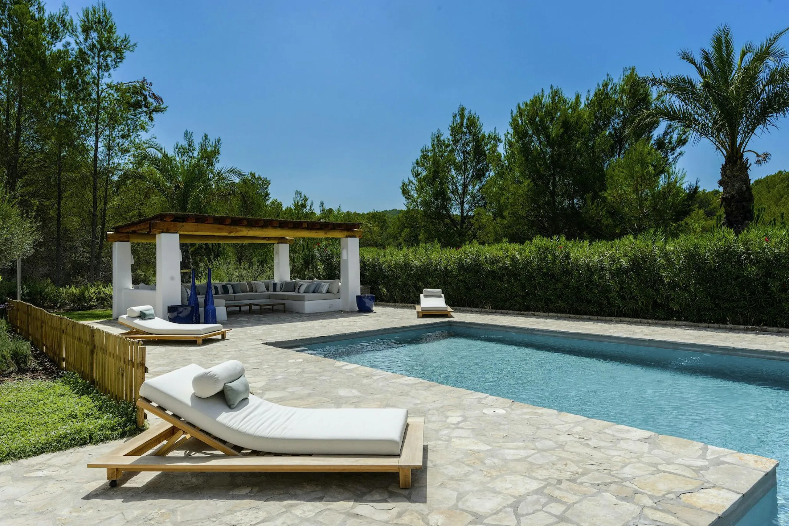 Outstanding Modern Ibiza Estate with Private Pool, Movie Theater, and Gazebo — photograph 6