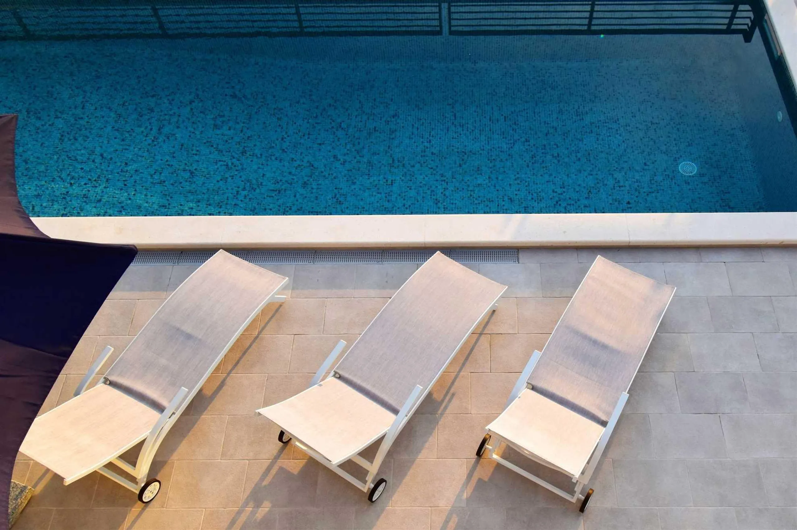 Plush Villa with Heated Pool and Panoramic Views of the Adriatic Sea — photograph 7