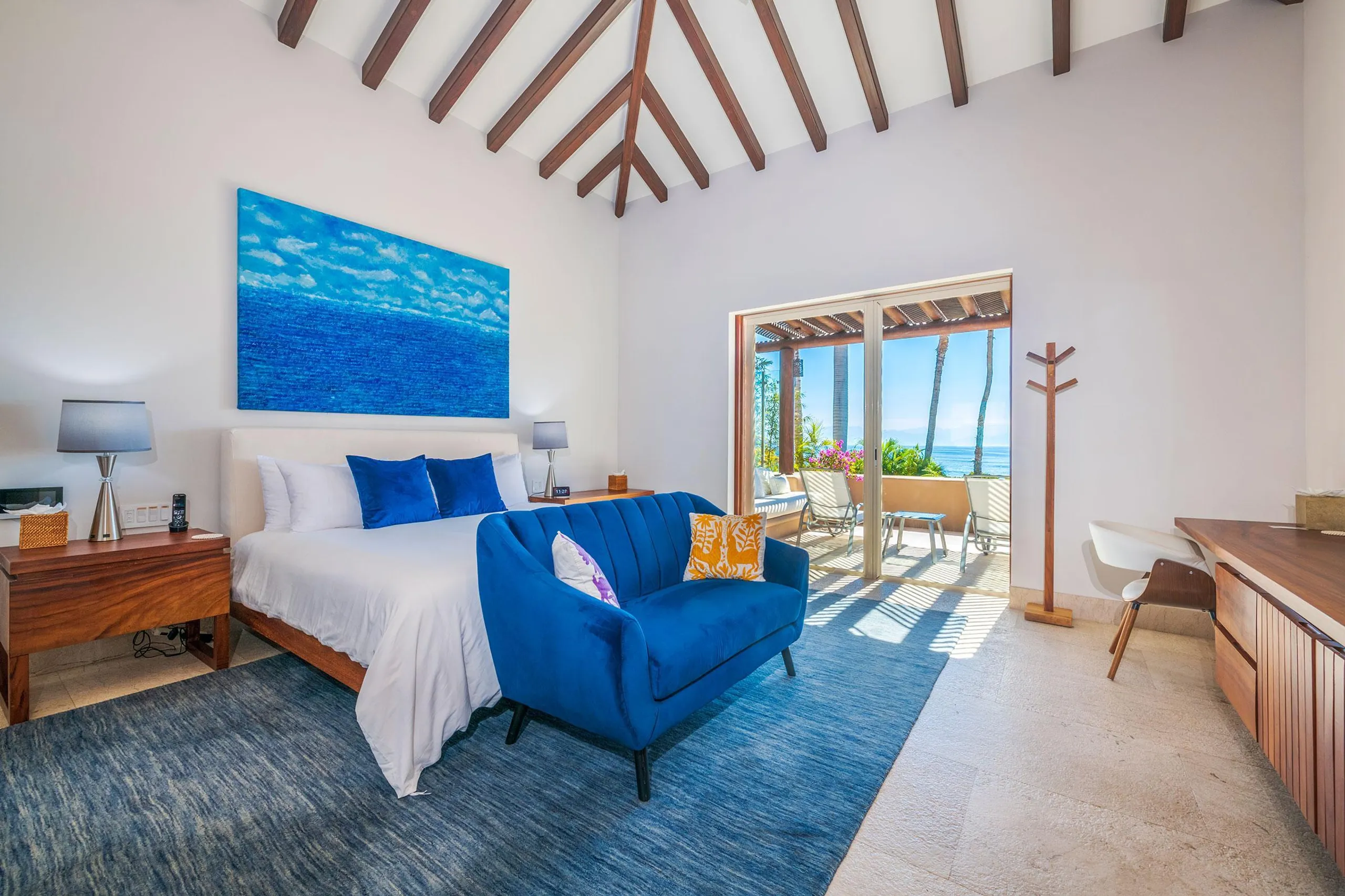 El Encanto Luxury Modern Villa with Infinity Pool and wonderful Ocean Views — photograph 10
