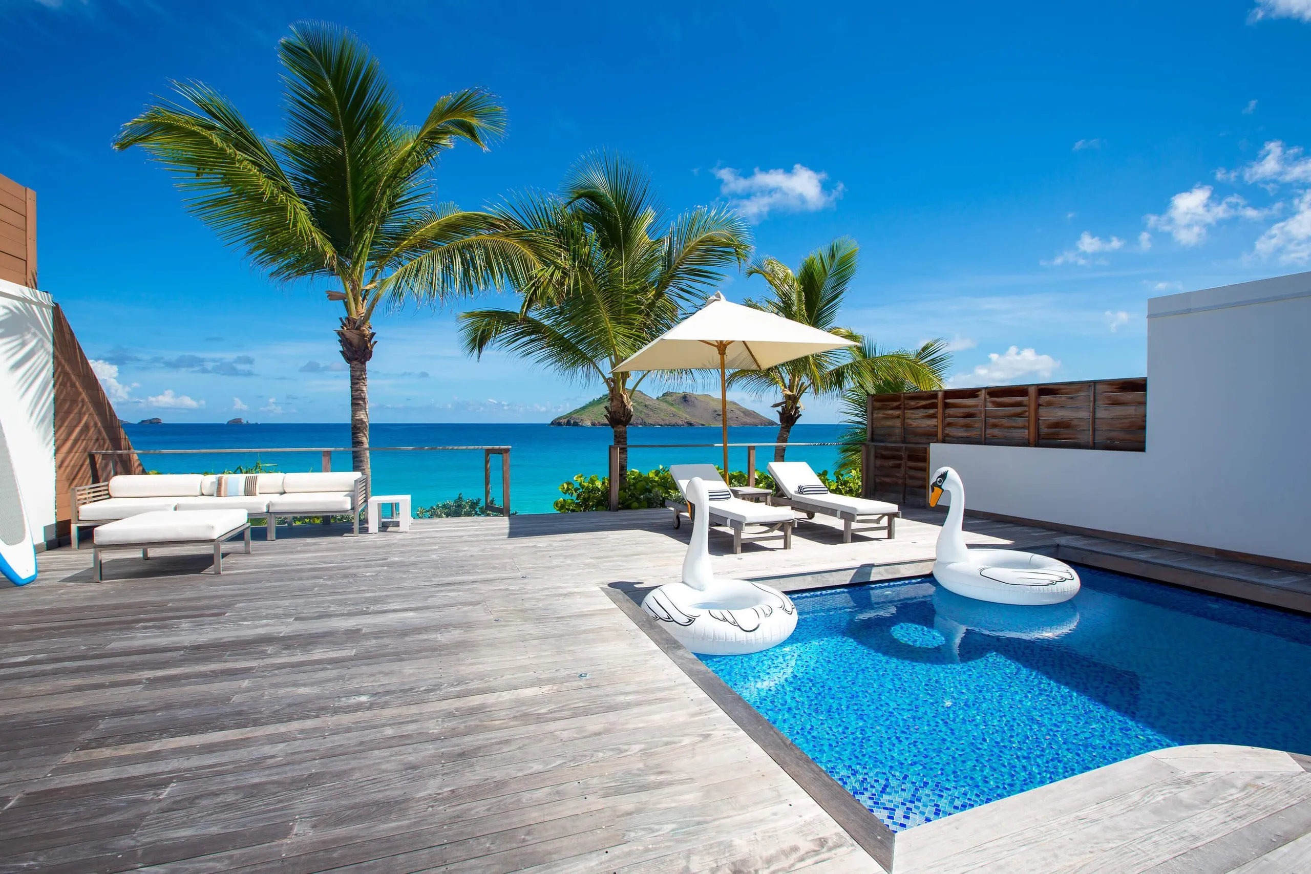 Beachfront Island Chic Villa with Private Pool in Flamands Beach — photograph 6