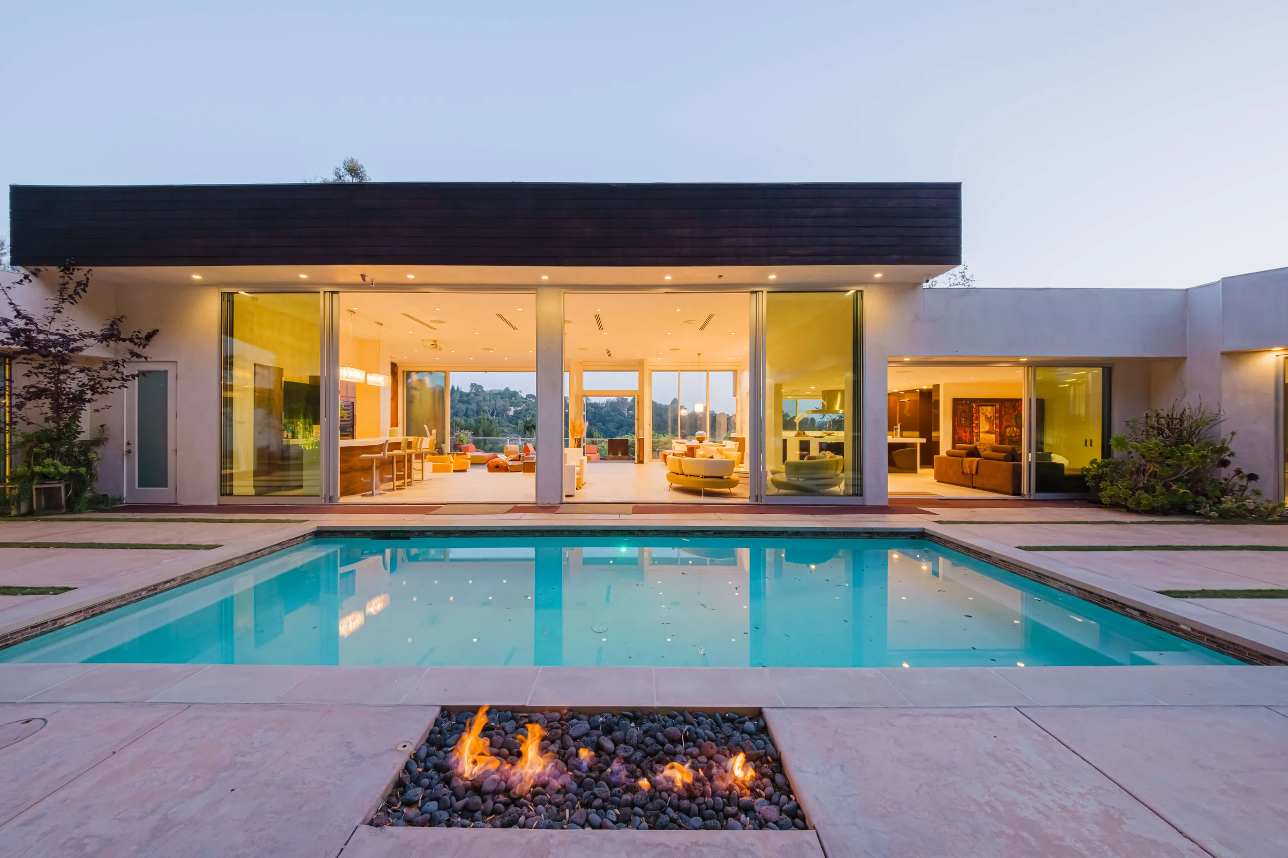 Captivating Zen Estate with Private Pool — photograph 6