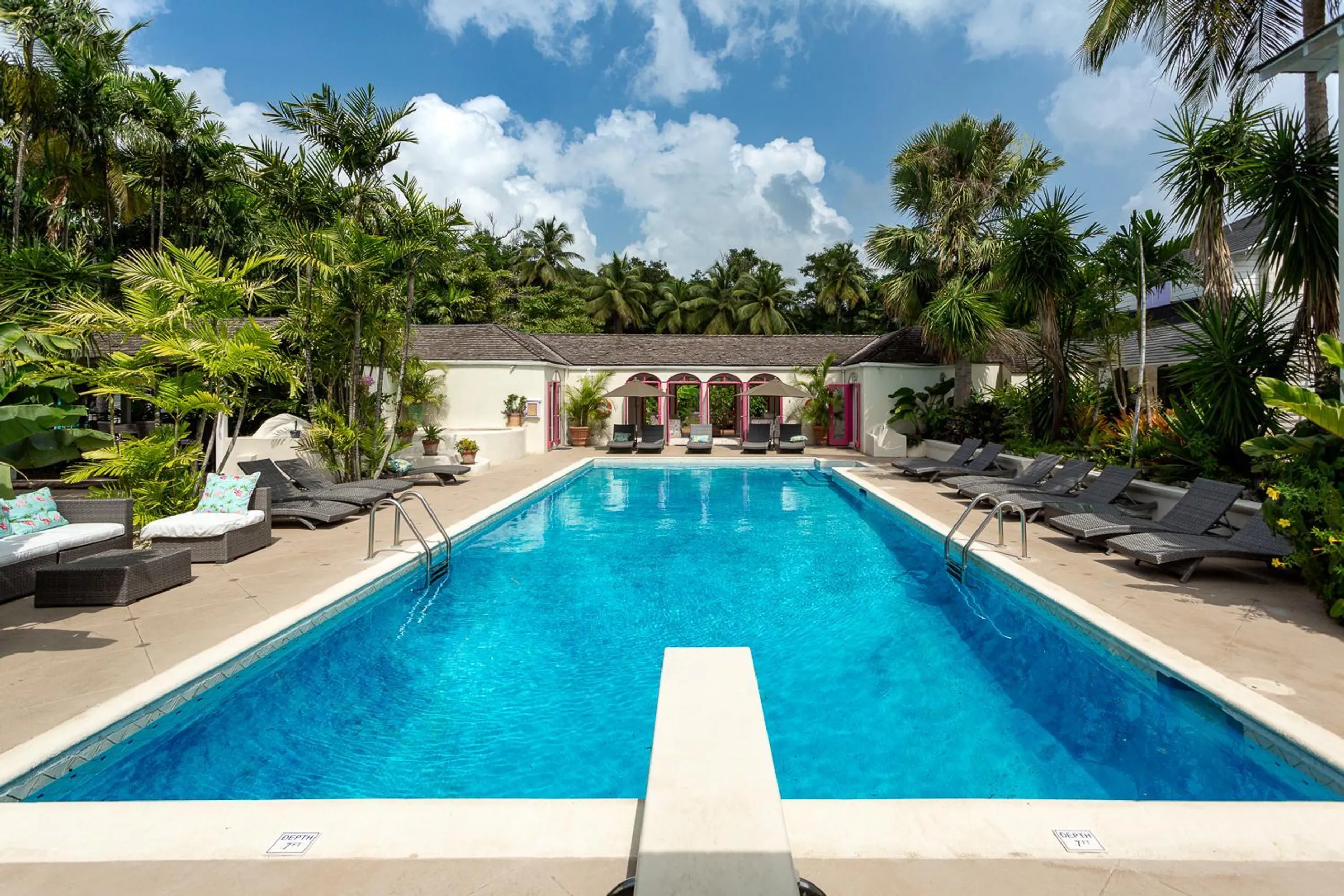 Barbados Deluxe Comfort Villas with Private Pool and Lush Grounds, St. James