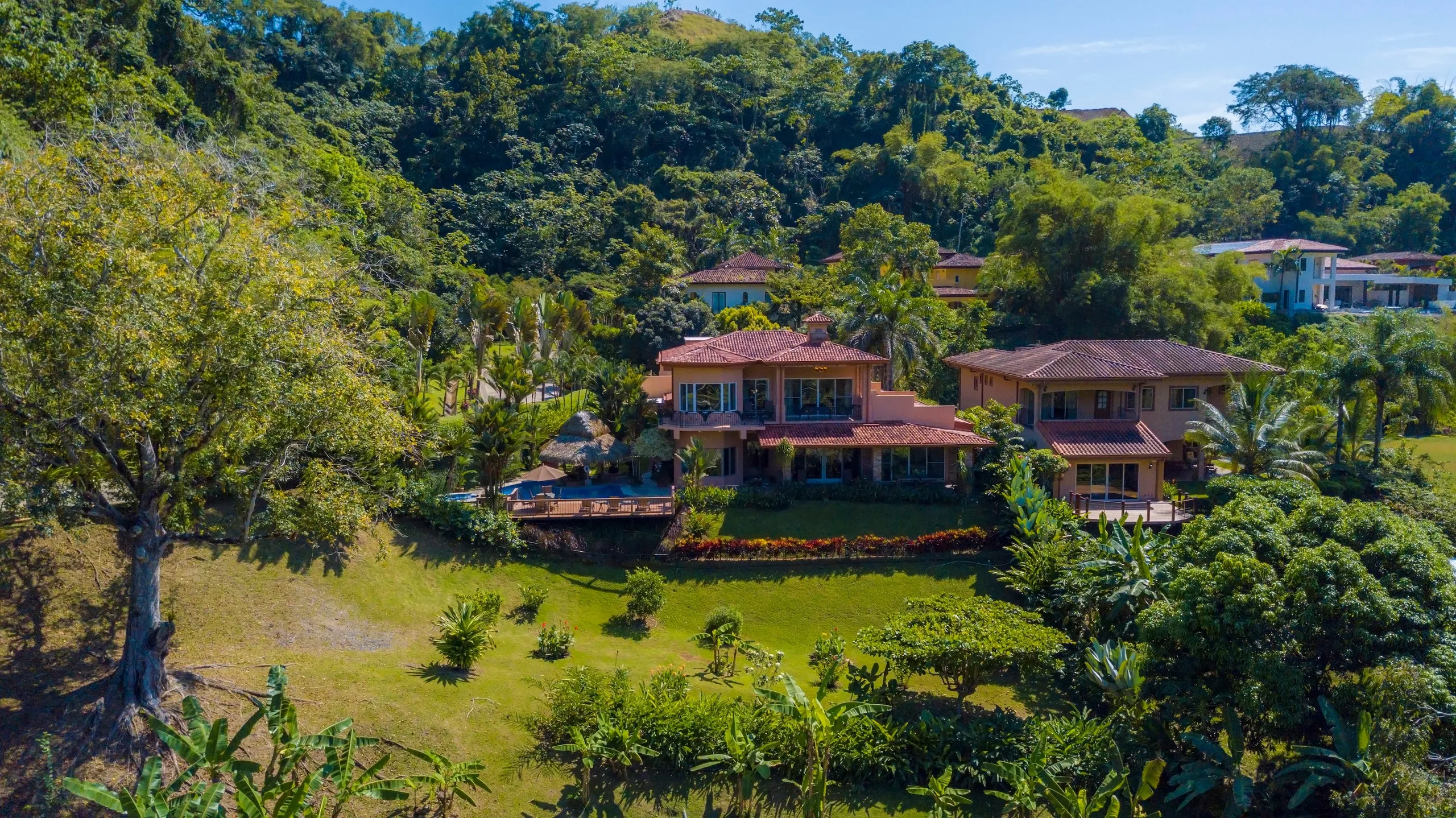Spacious 5-Bedroom Los Sueños Villa with Infinity Pool, Golf & Marina Nearby — photograph 5