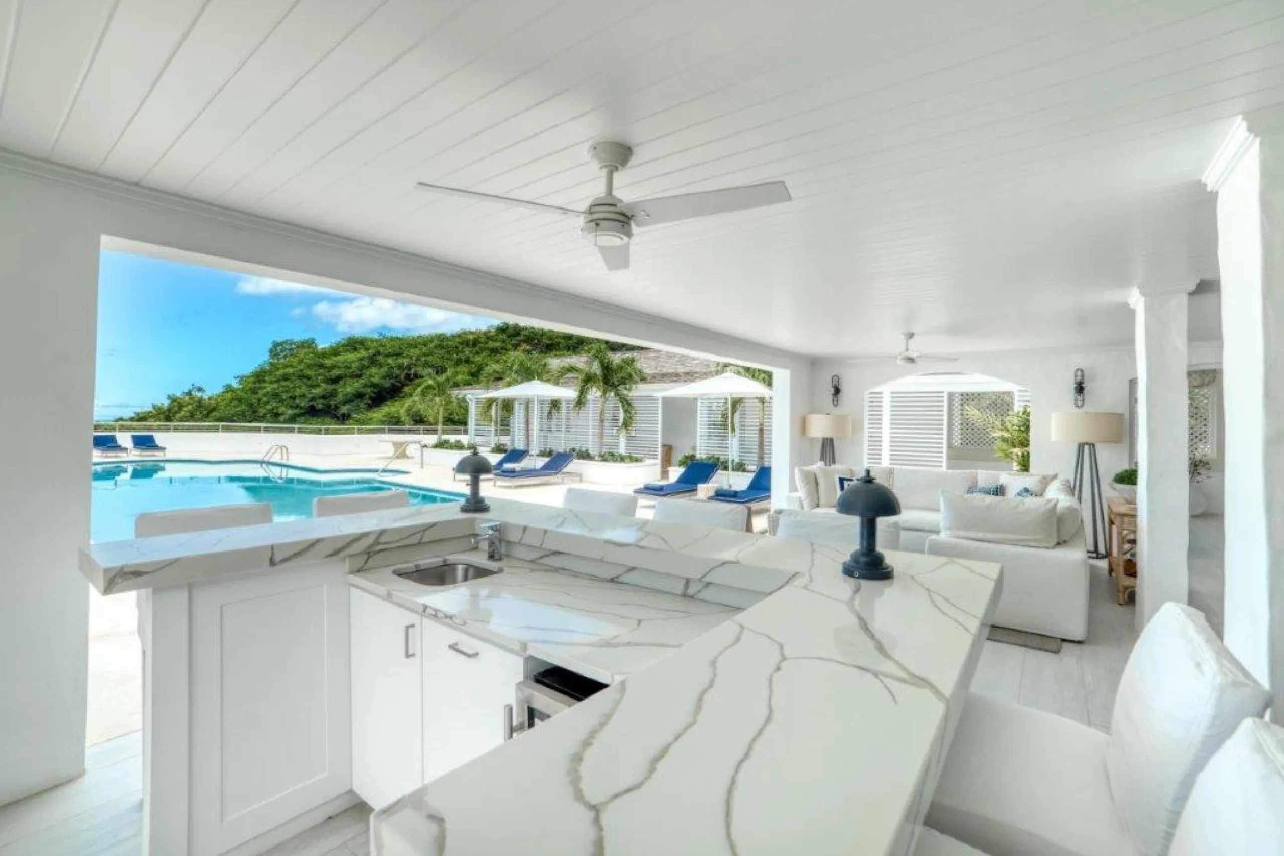 Luxury Barbados Ocean Vista with Private Pool and Ocean Views — photograph 4