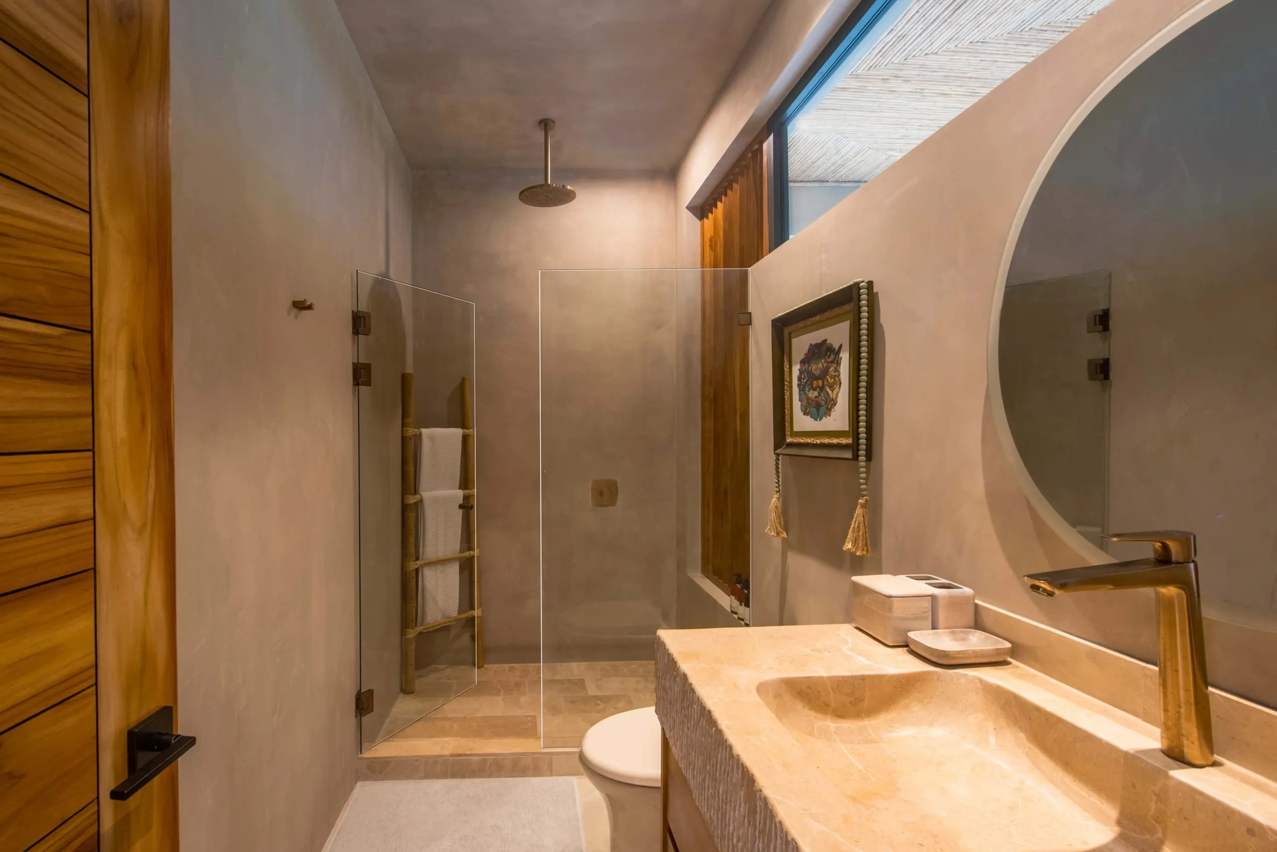 Serene Eco-Luxury Villa with Private Pool and 180° Ocean Views — photograph 7