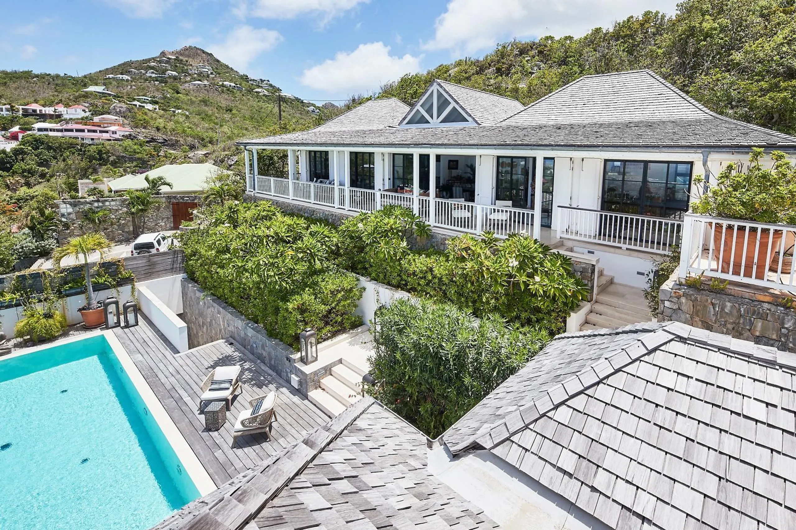 Graceful Seaview Villa with Private Pool and Gazebo — photograph 3